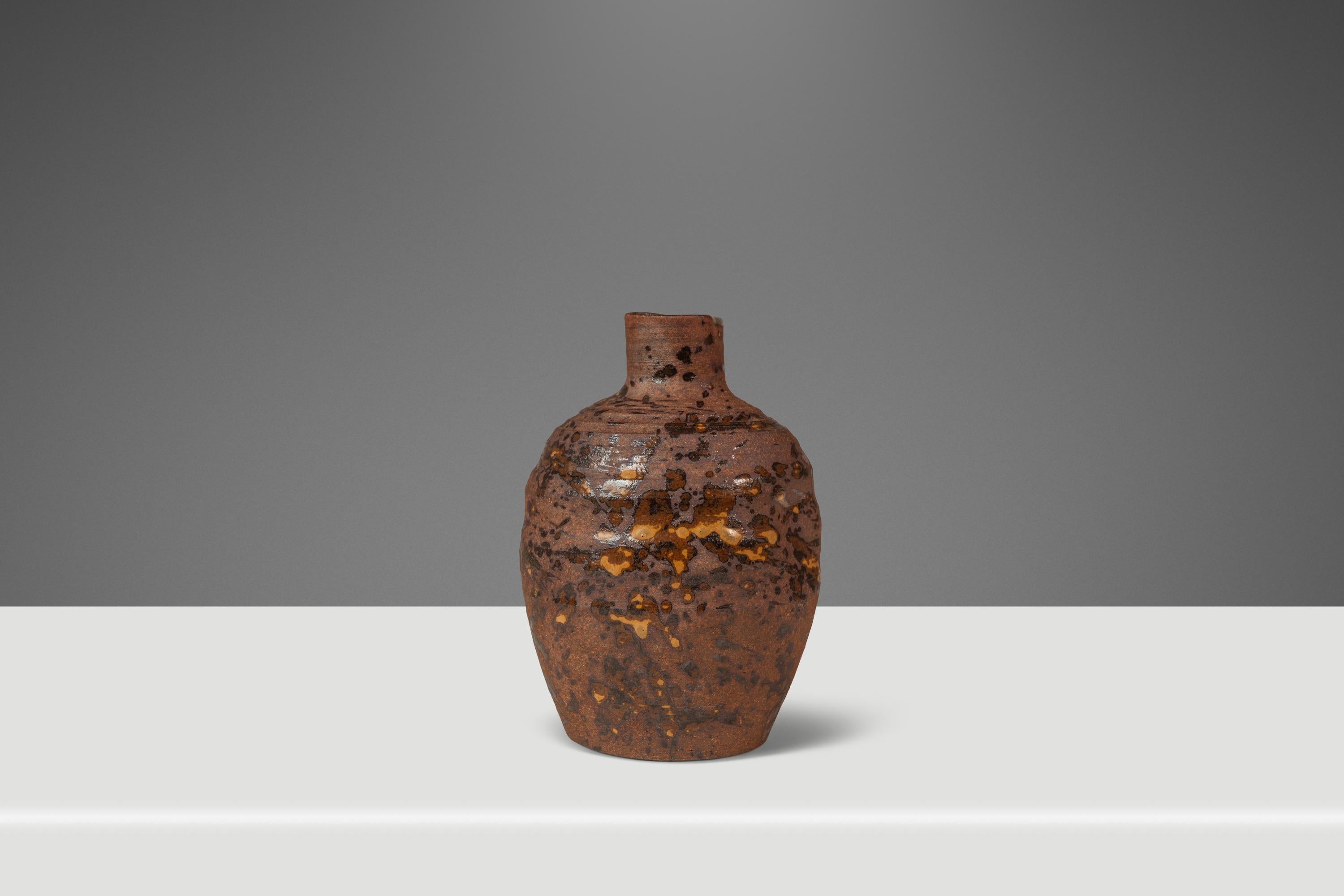 Vaso da fiori in ceramica giapponese Shigaraki Yaki Ikebana, Giappone, 1960 ca. In condizioni buone in vendita a Deland, FL