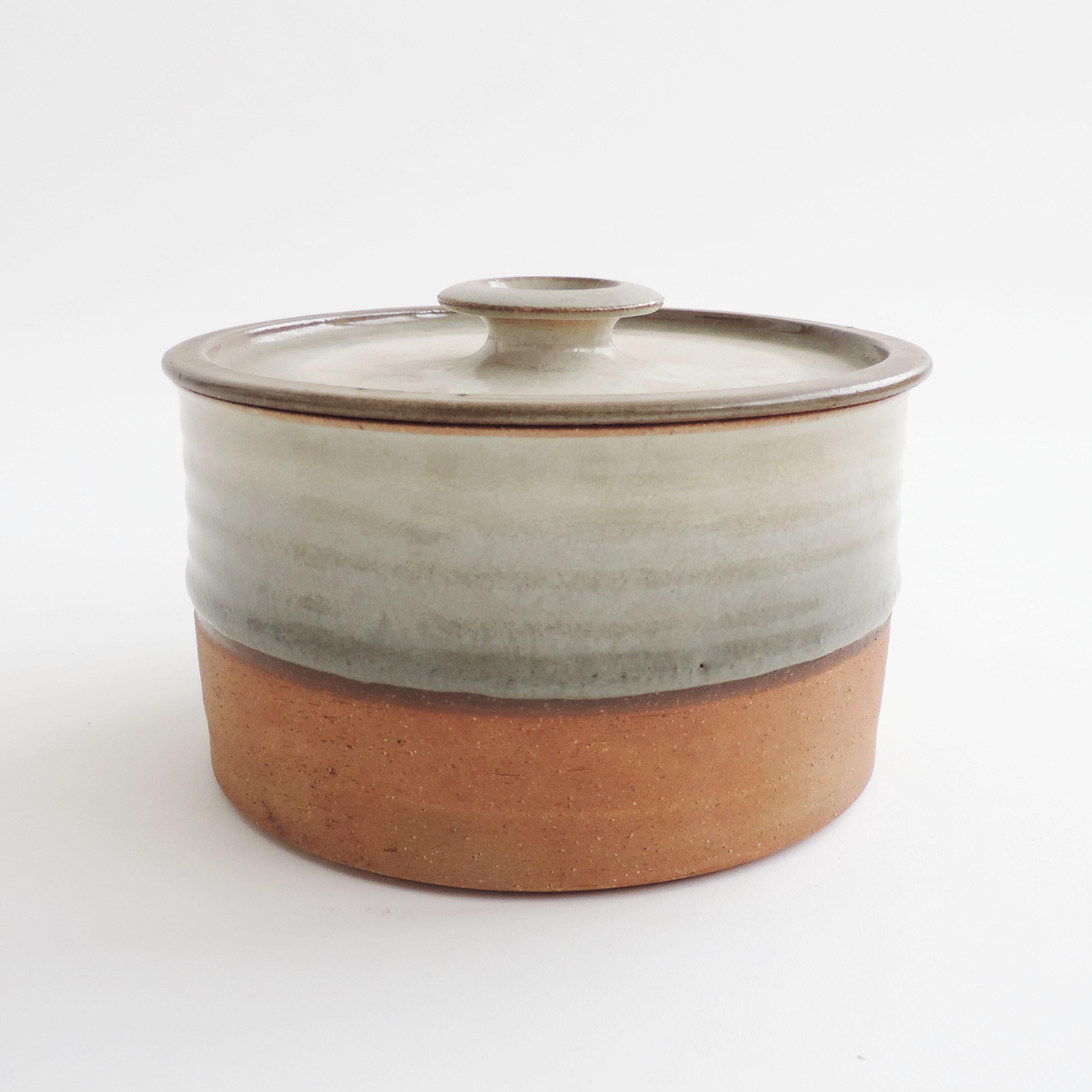 Ceramic jar and cover by Nanni Valentini for Ceramica Arcore, Italy 1970s.