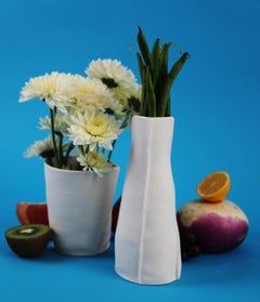 Weiße Kawa Vase aus Bio-Keramik Klein, Knospenvase aus Porzellan