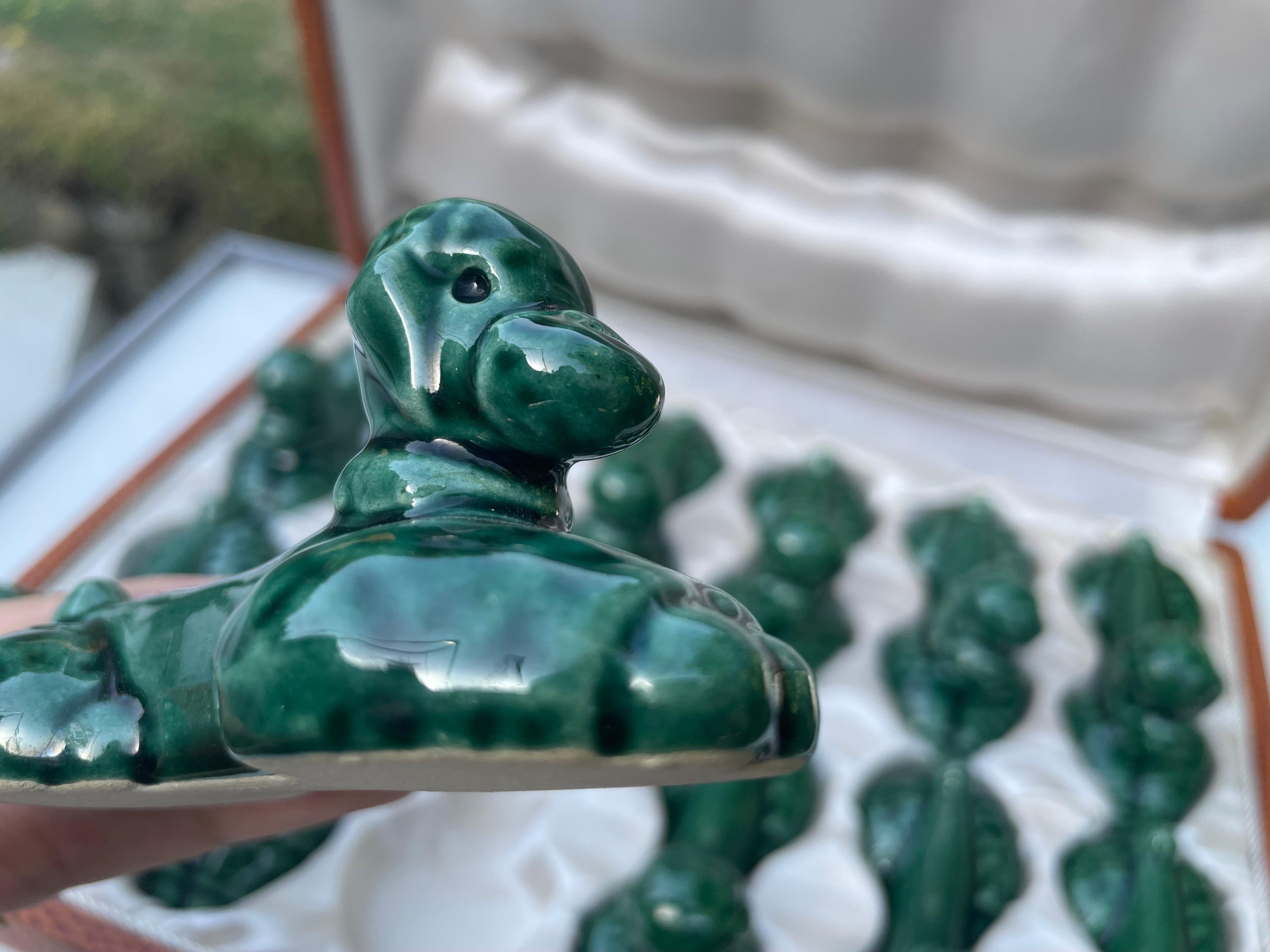 Caja de cerámica para cuchillos, color verde, 1960, Francia Francés en venta