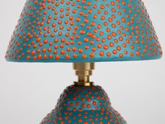 Lámpara y pantalla de cerámica- Turquesa y manchas naranjas