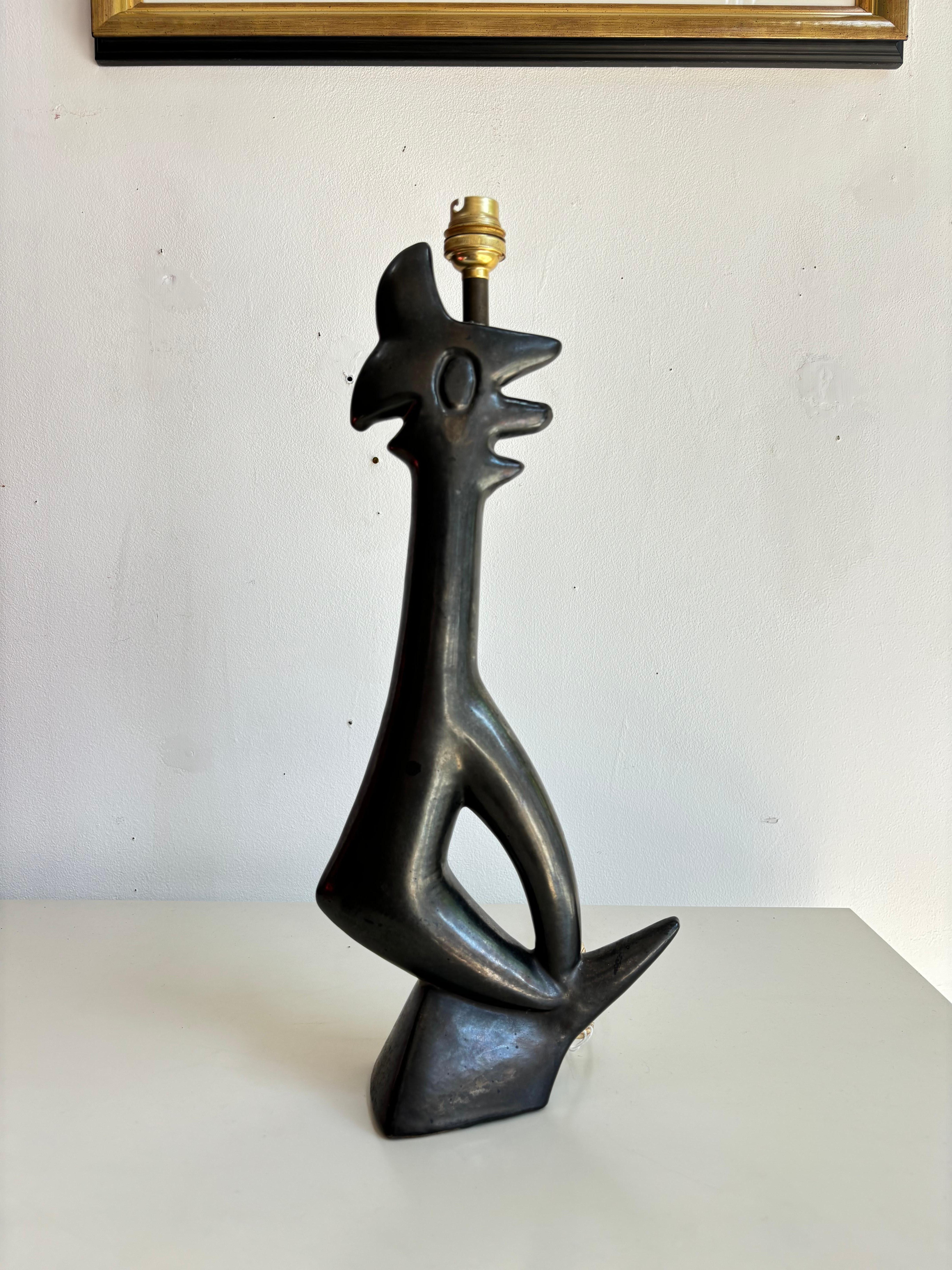 Rare lampe en céramique attribué à Jean Miotte. 



 