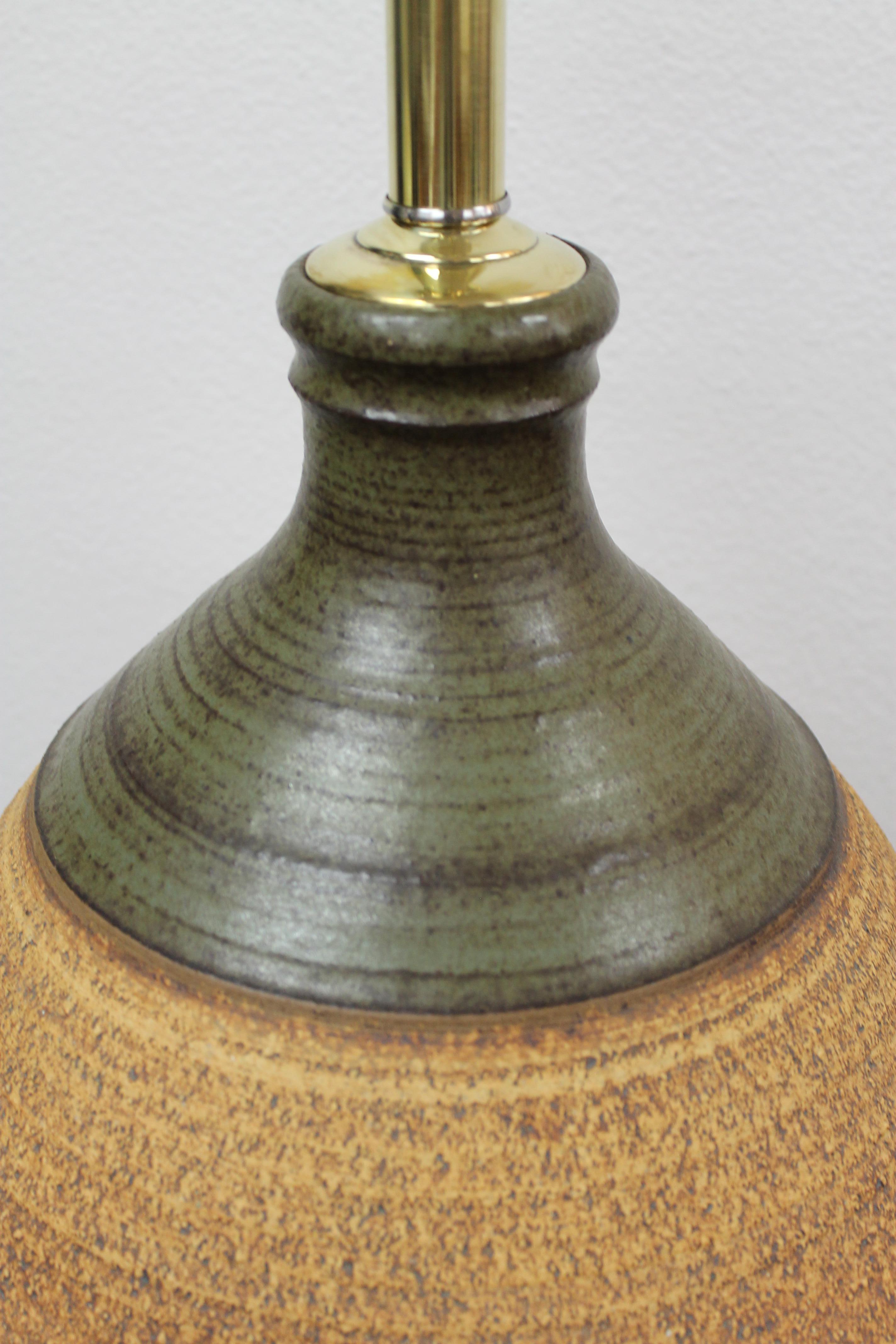 Late 20th Century Stoneware lamp by Bob Kinzie for the Affiliated Craftsmen Lamp Company For Sale