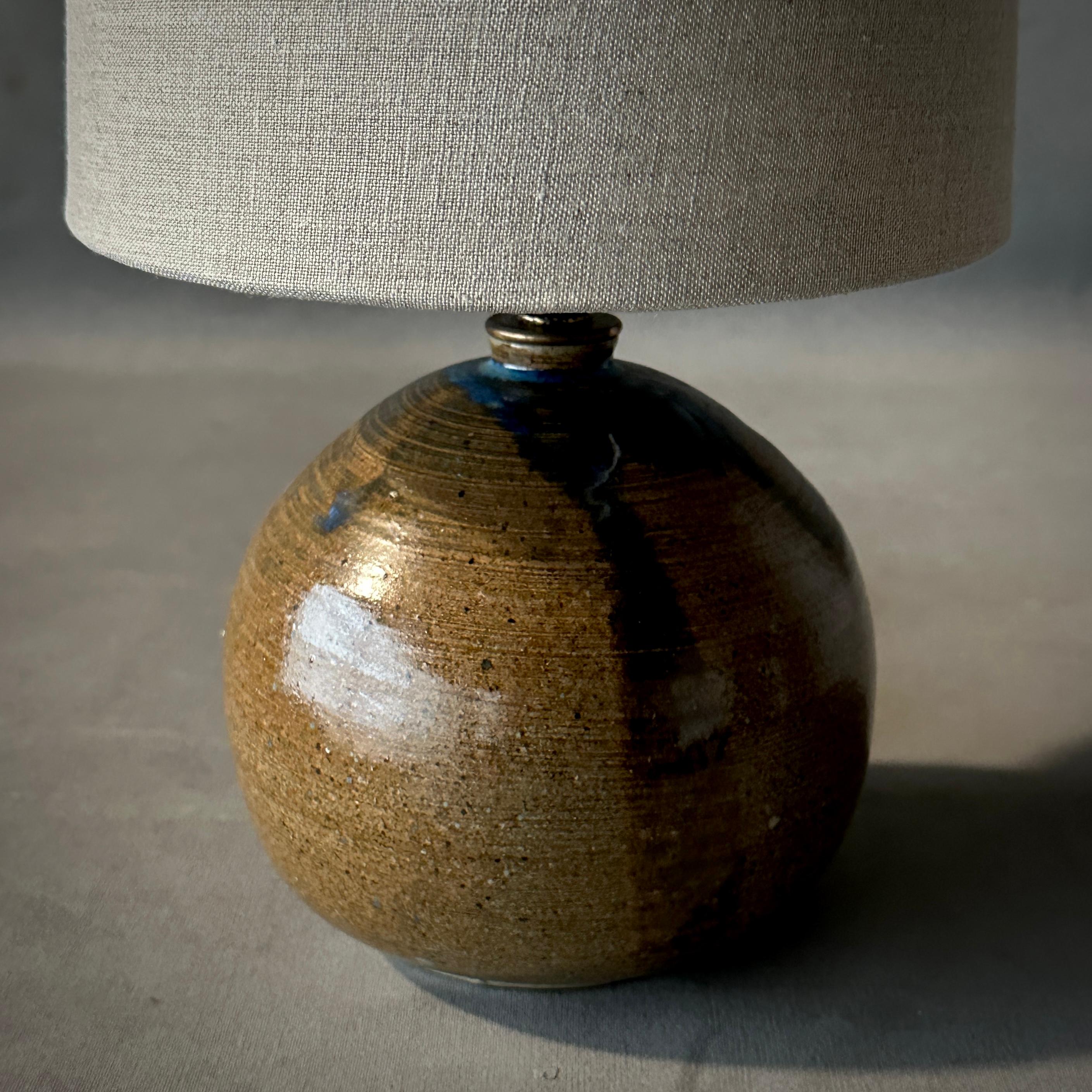Ceramic Lamp In Good Condition For Sale In Los Angeles, CA