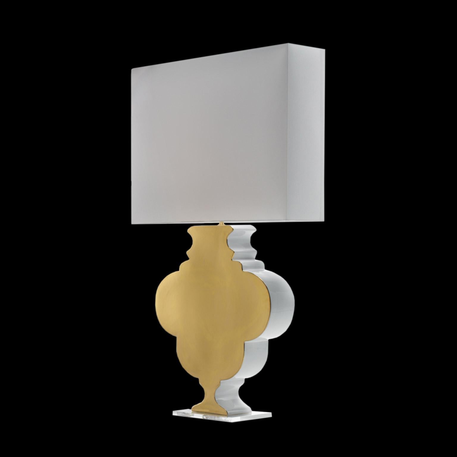 Ceramic lamp GRACE 50
cod. SA001
handcrafted in 24-karat gold 
and white enamel sides
with cotton lampshade

measures: 
H. 127.0 cm. x 80.0 cm. x 20.0 cm.