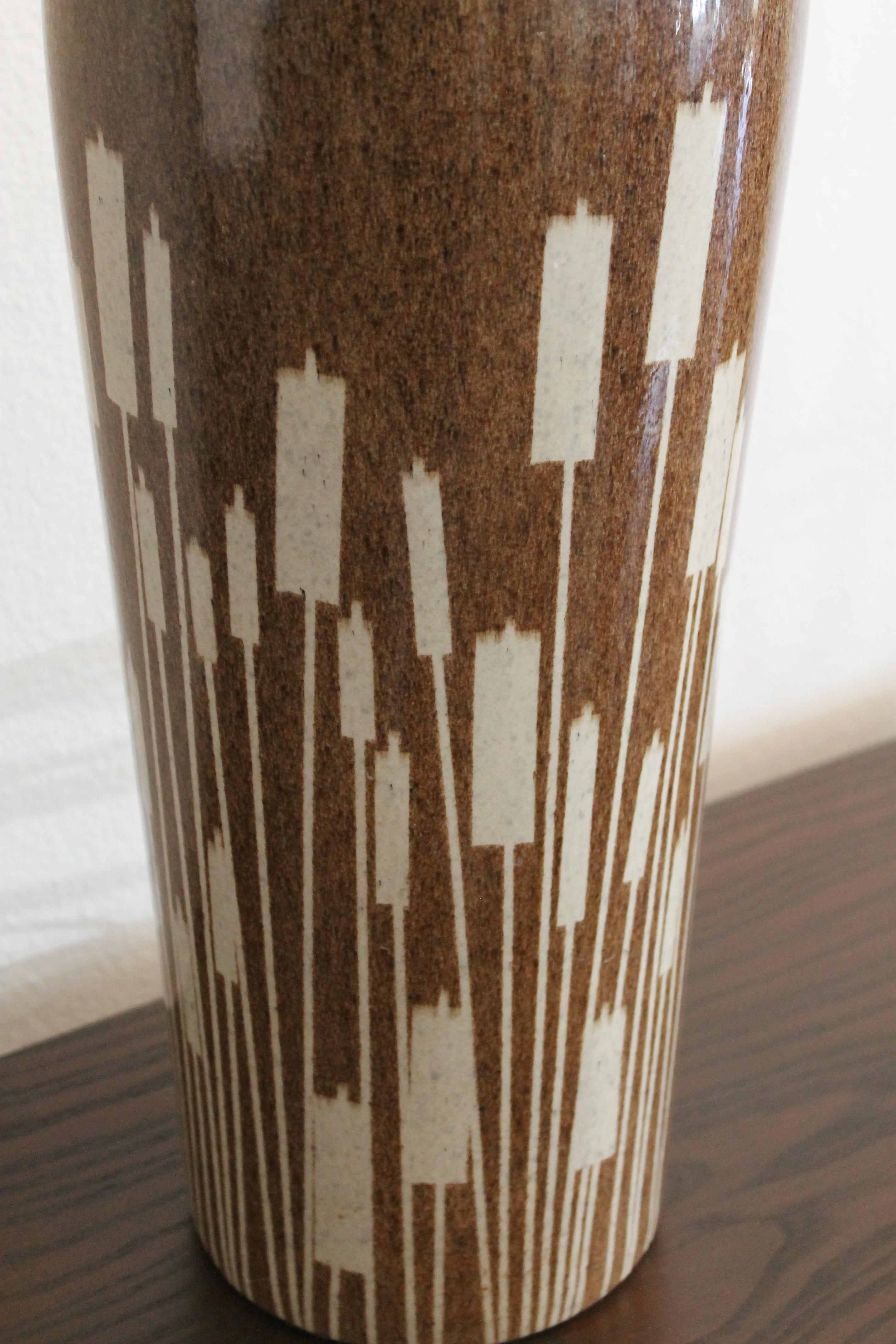 Ceramic Lamp with Cattail Pattern For Sale 1