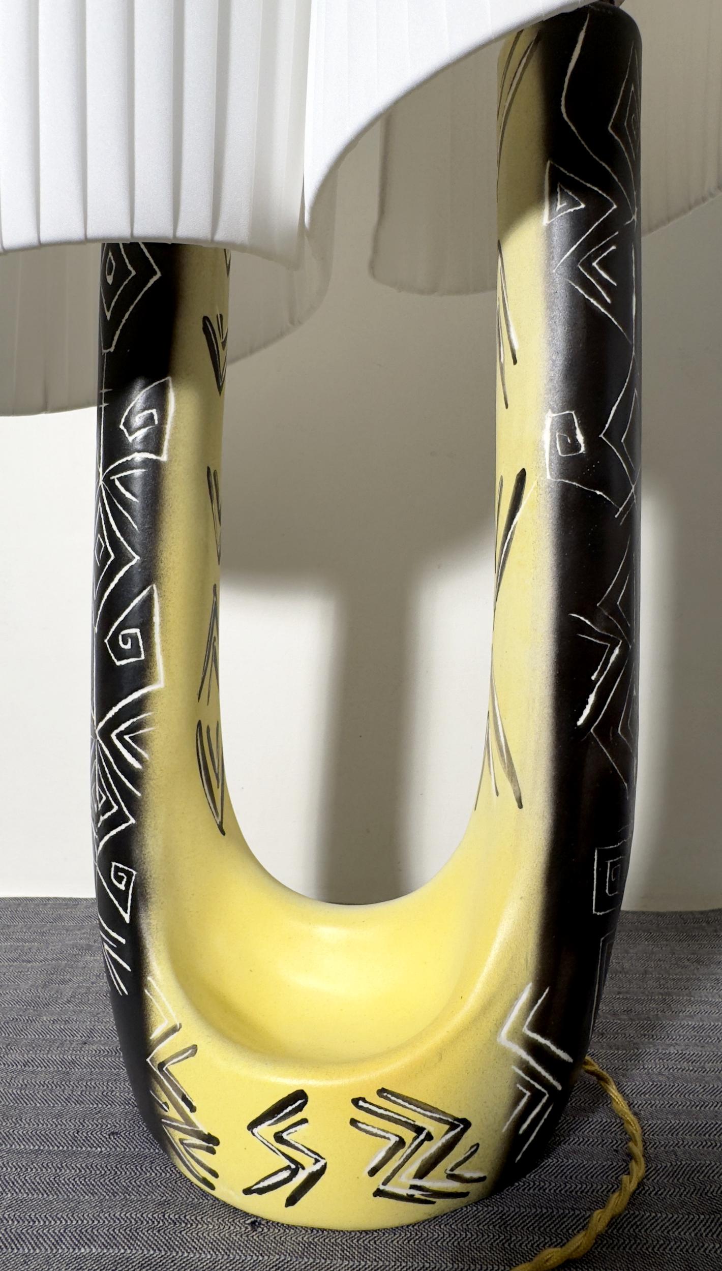 Mid-Century Modern Ceramic lamp with double draped shade by F. Ré, H. Ugo, Vallauris, circa 1955 For Sale