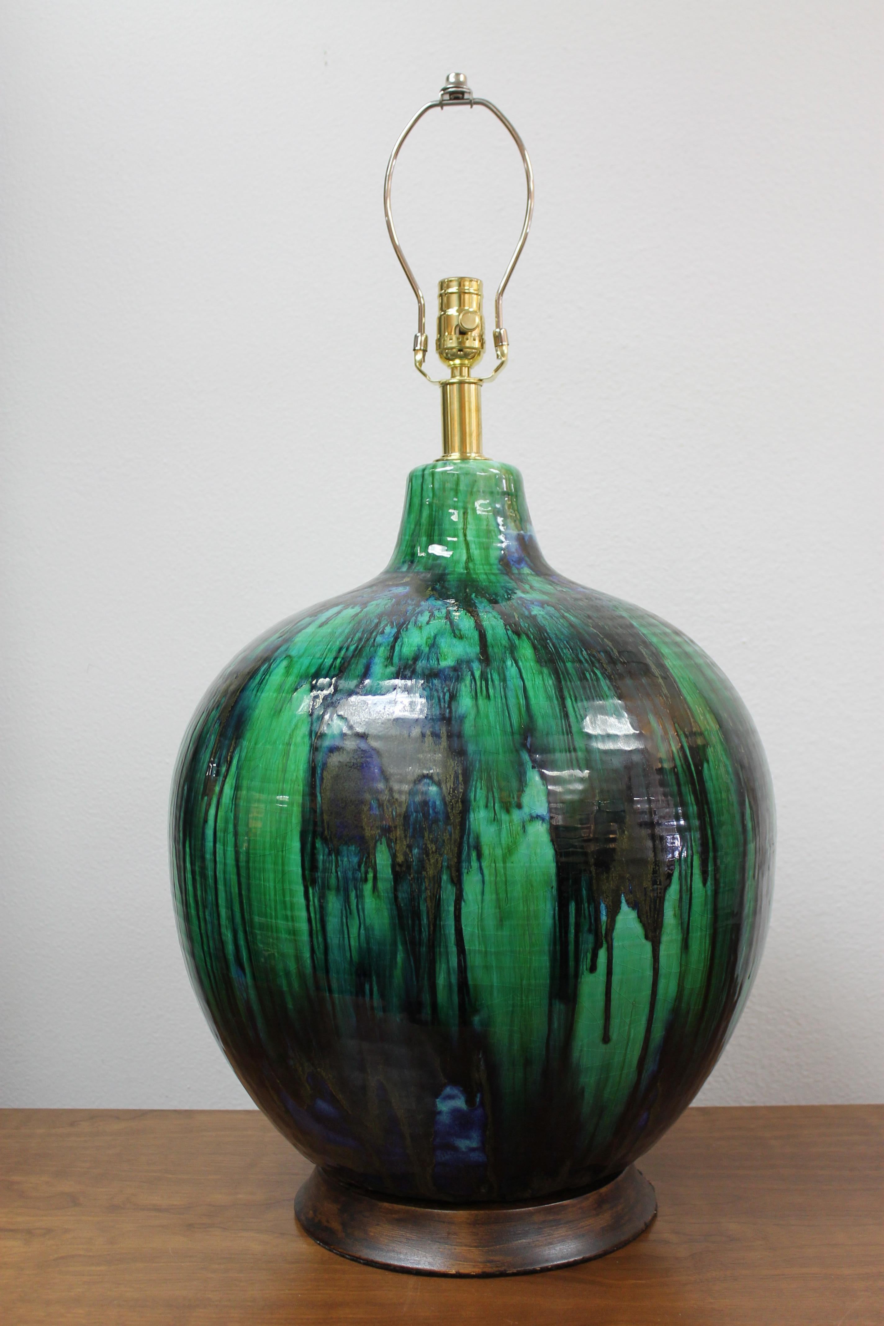 dark green ceramic lamp
