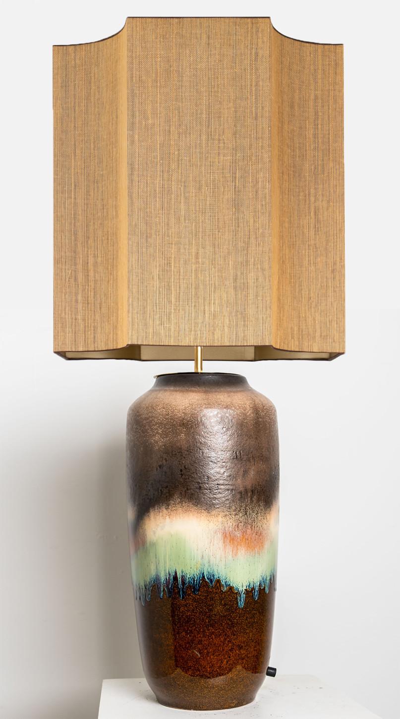 Grande lampe de table en céramique avec abat-jour sur mesure par René Houben en vente 1