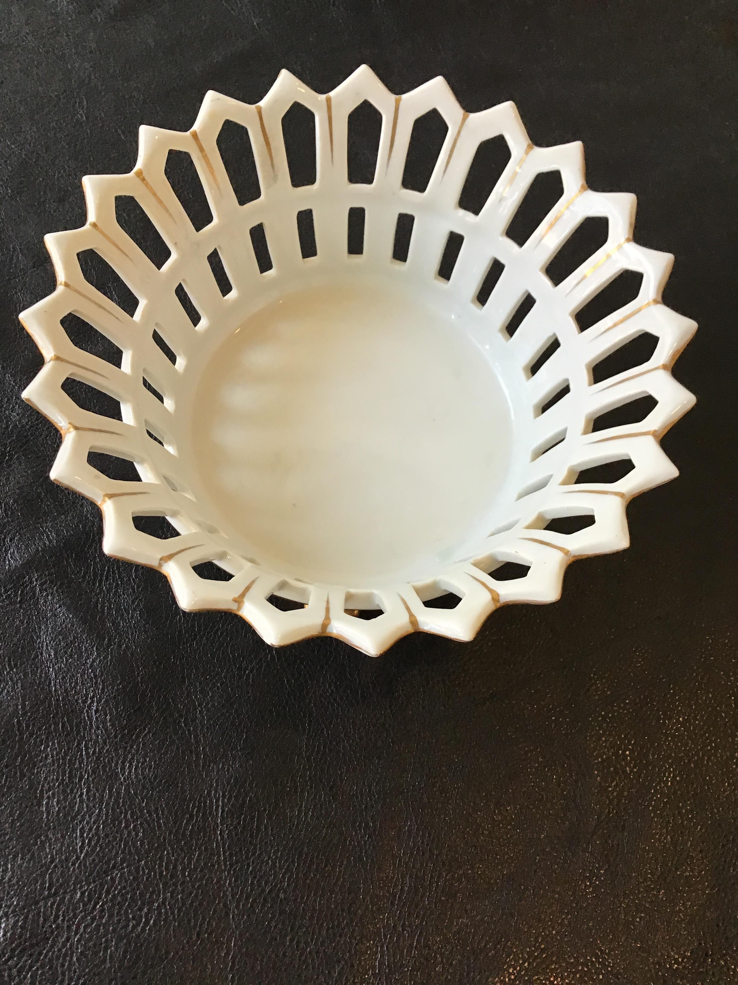 lattice ceramic bowl