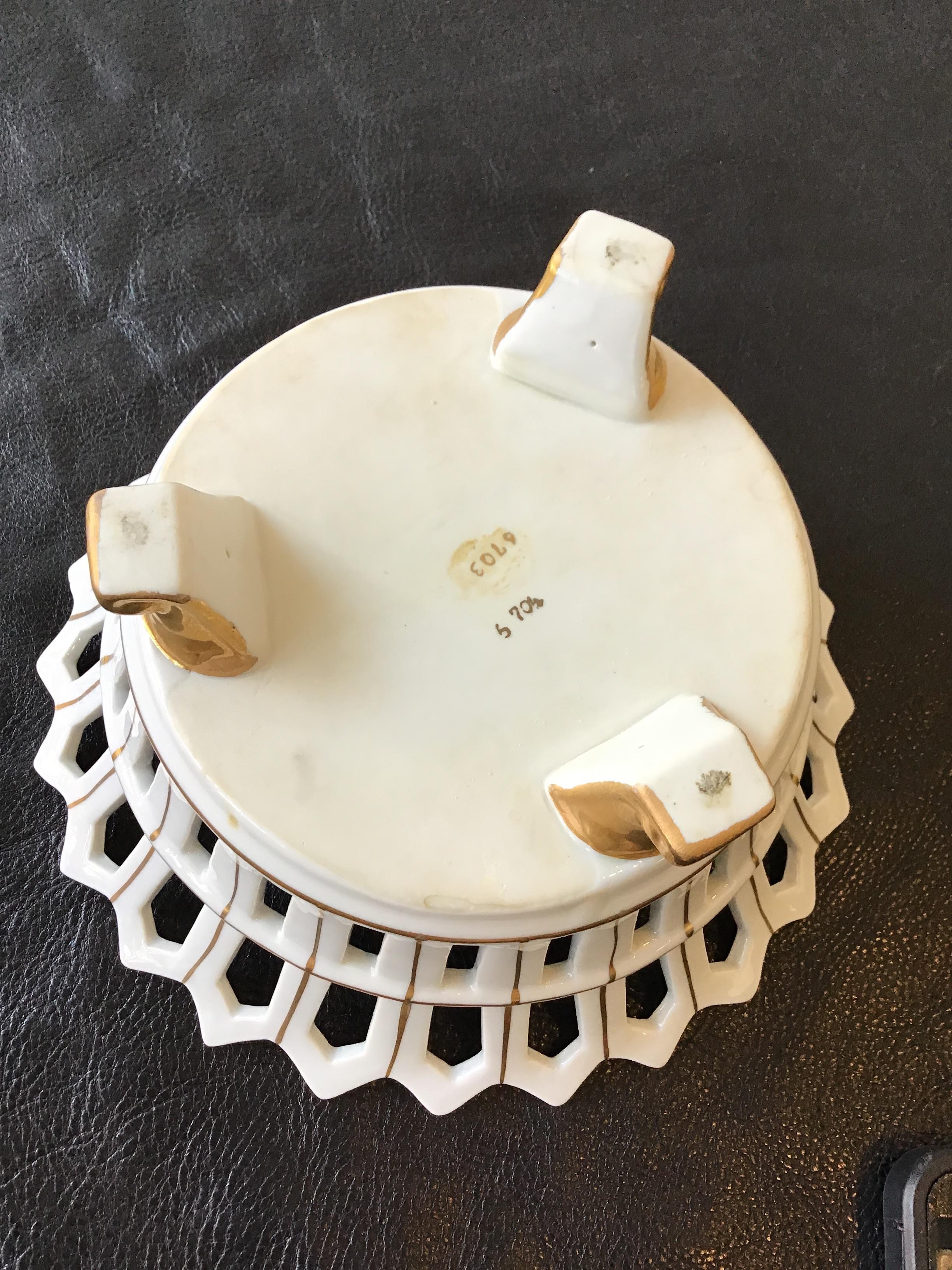 Mid-20th Century Ceramic Lattice Bowl For Sale