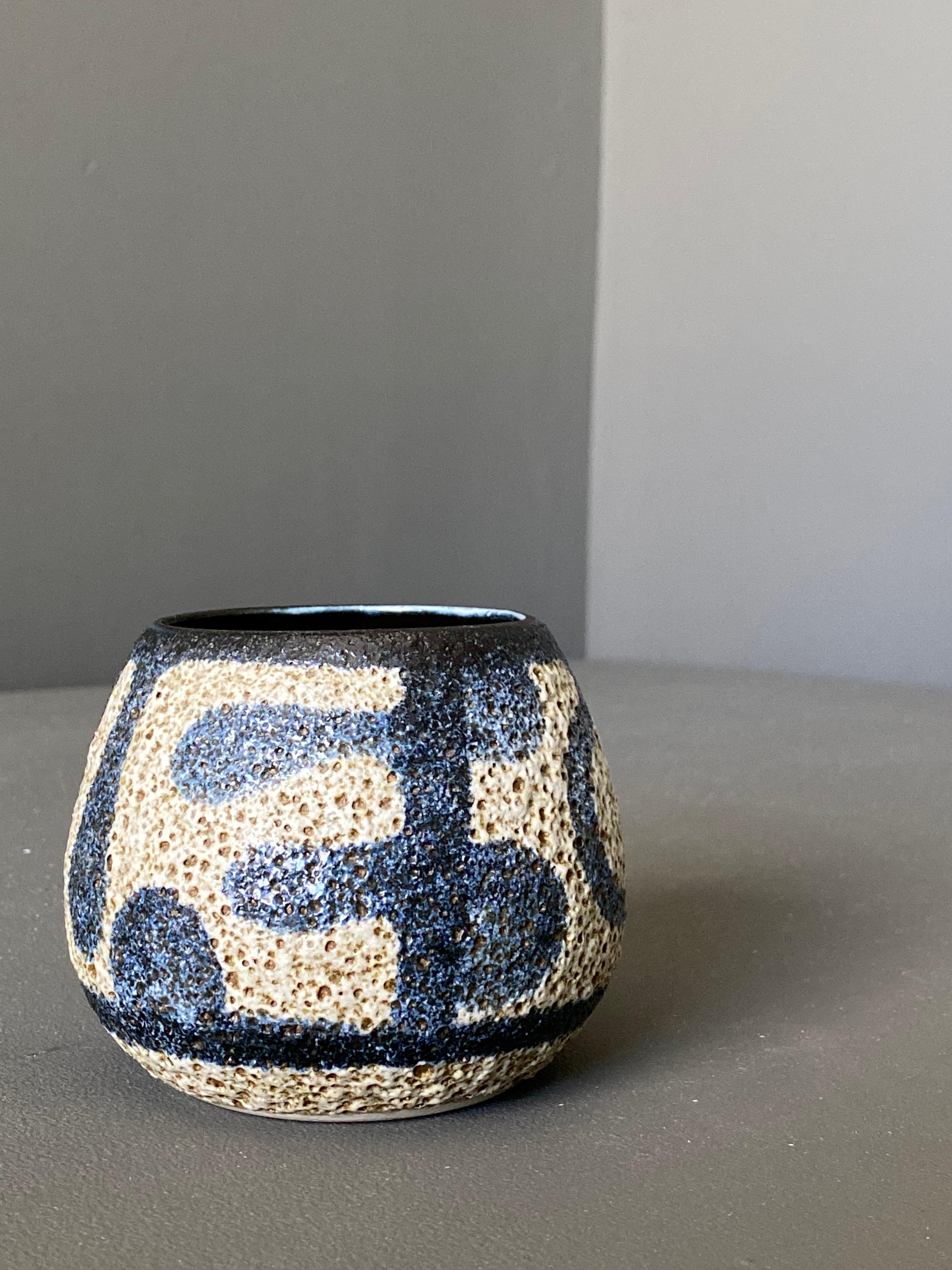 Ceramic Lava Glaze Planter by Lapid Israel In Good Condition In San Juan Capistrano, CA