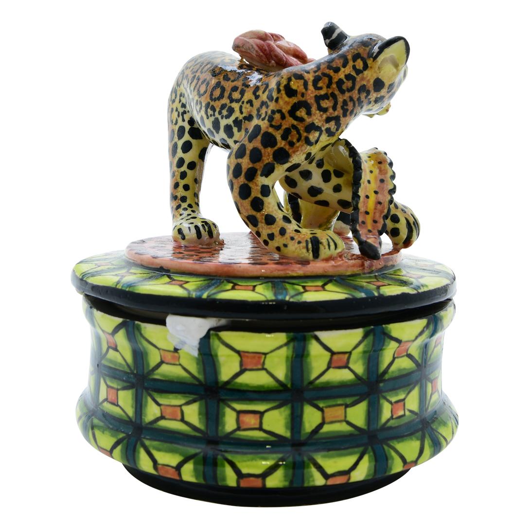Ceramic  Leopard Jewelry  Box  , hand made in South Africa In Excellent Condition For Sale In North Miami, FL