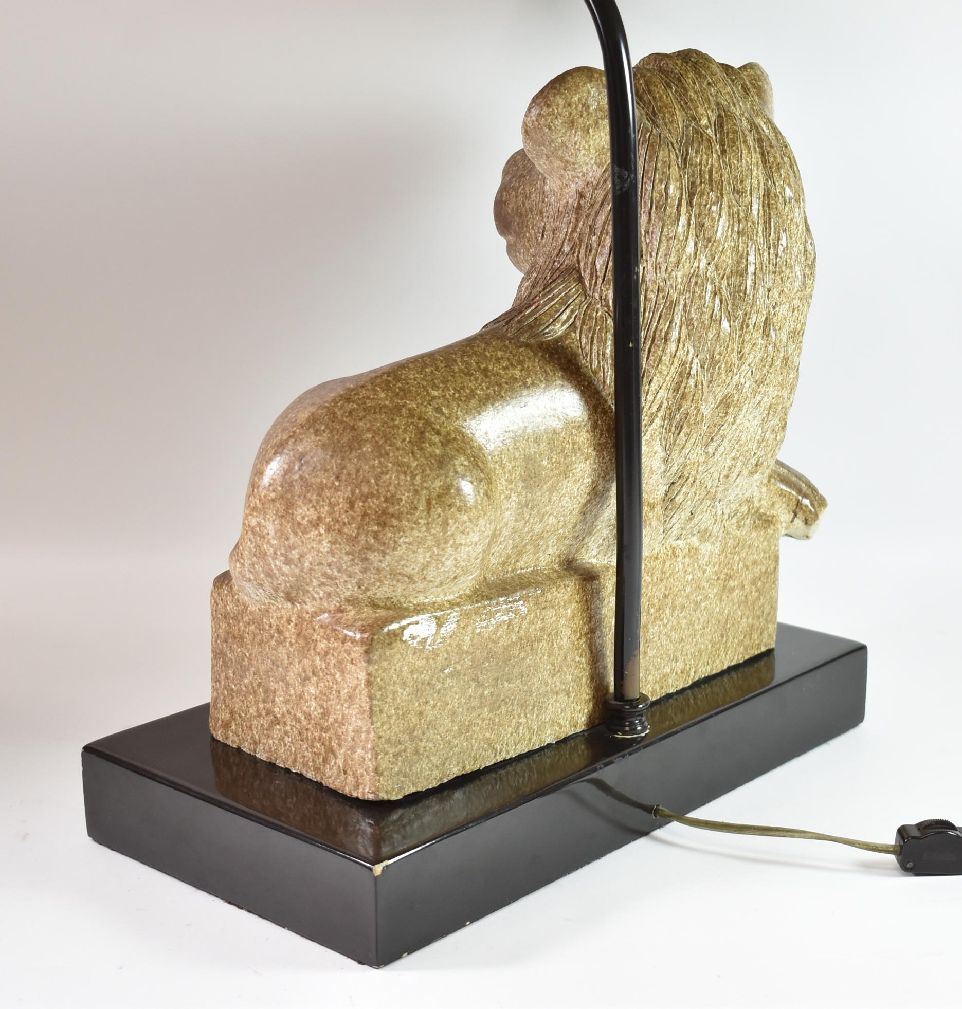 Ceramic Lion Table Lamp by Steve Chase Original String Shade In Good Condition In Toledo, OH