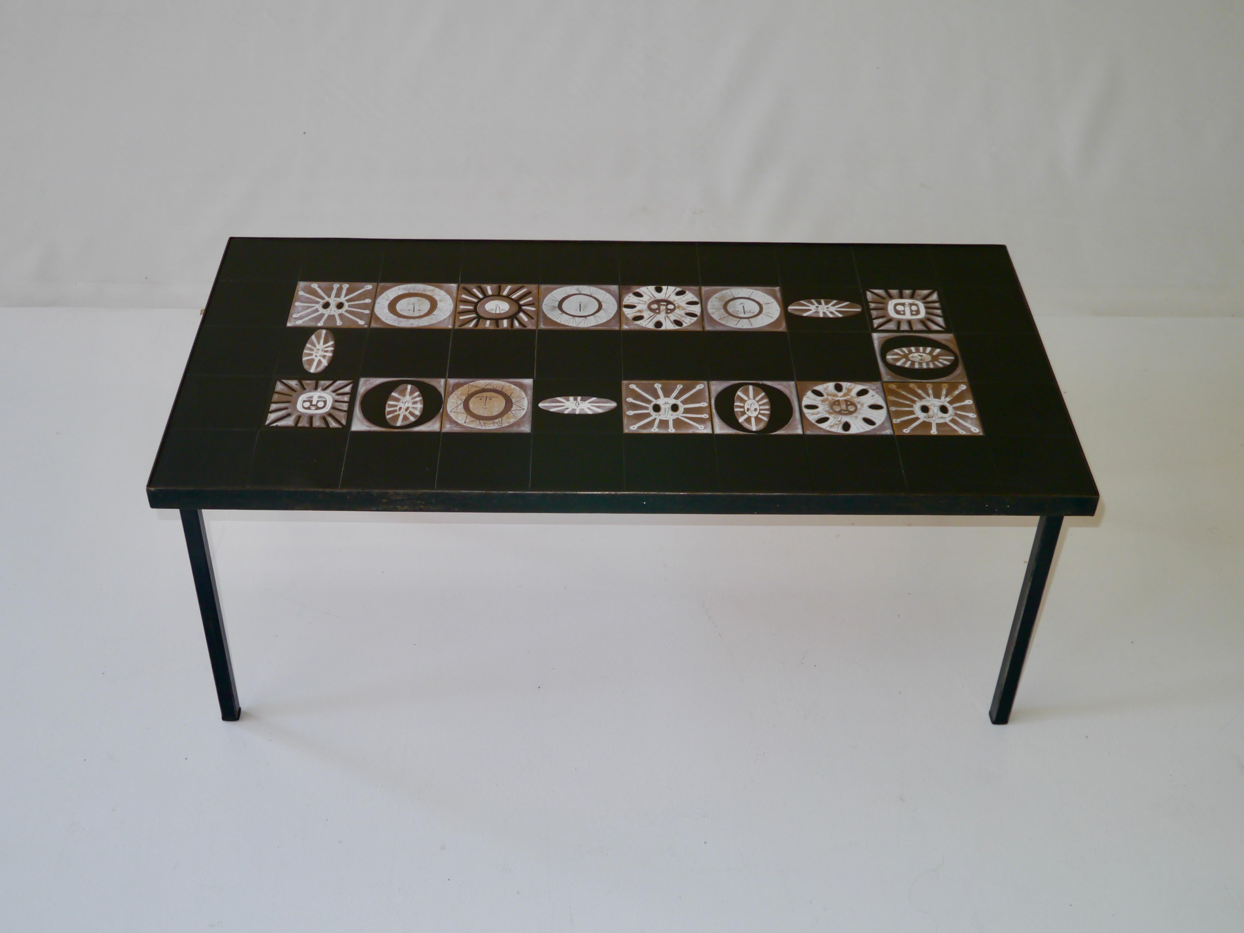 Ceramic Low Table, Roger Capron, France c. 1960 In Good Condition For Sale In St Ouen, FR