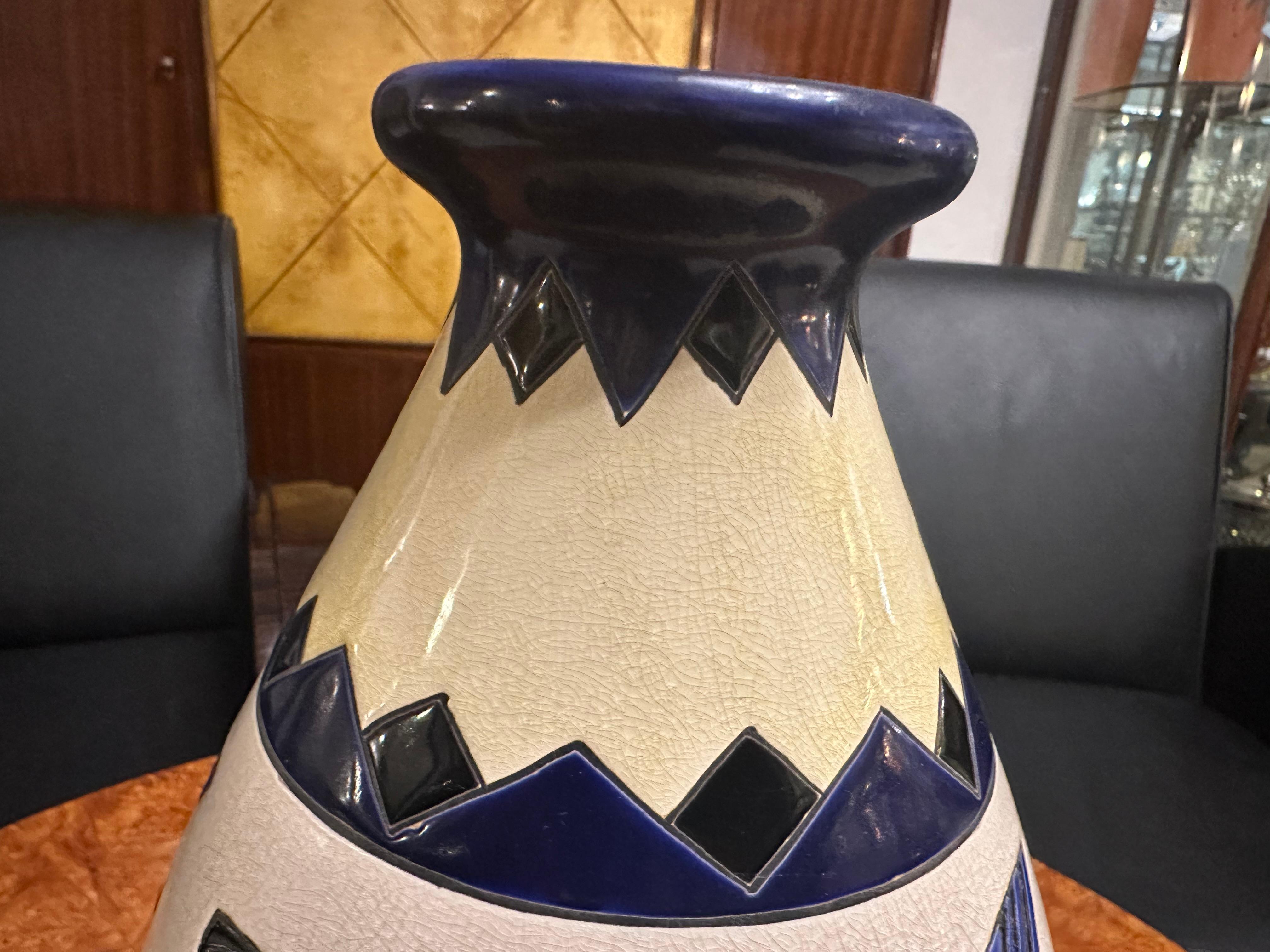 Mid-20th Century Ceramic, Made in Belgium, Ch Catteau , Dr 289, LD For Sale