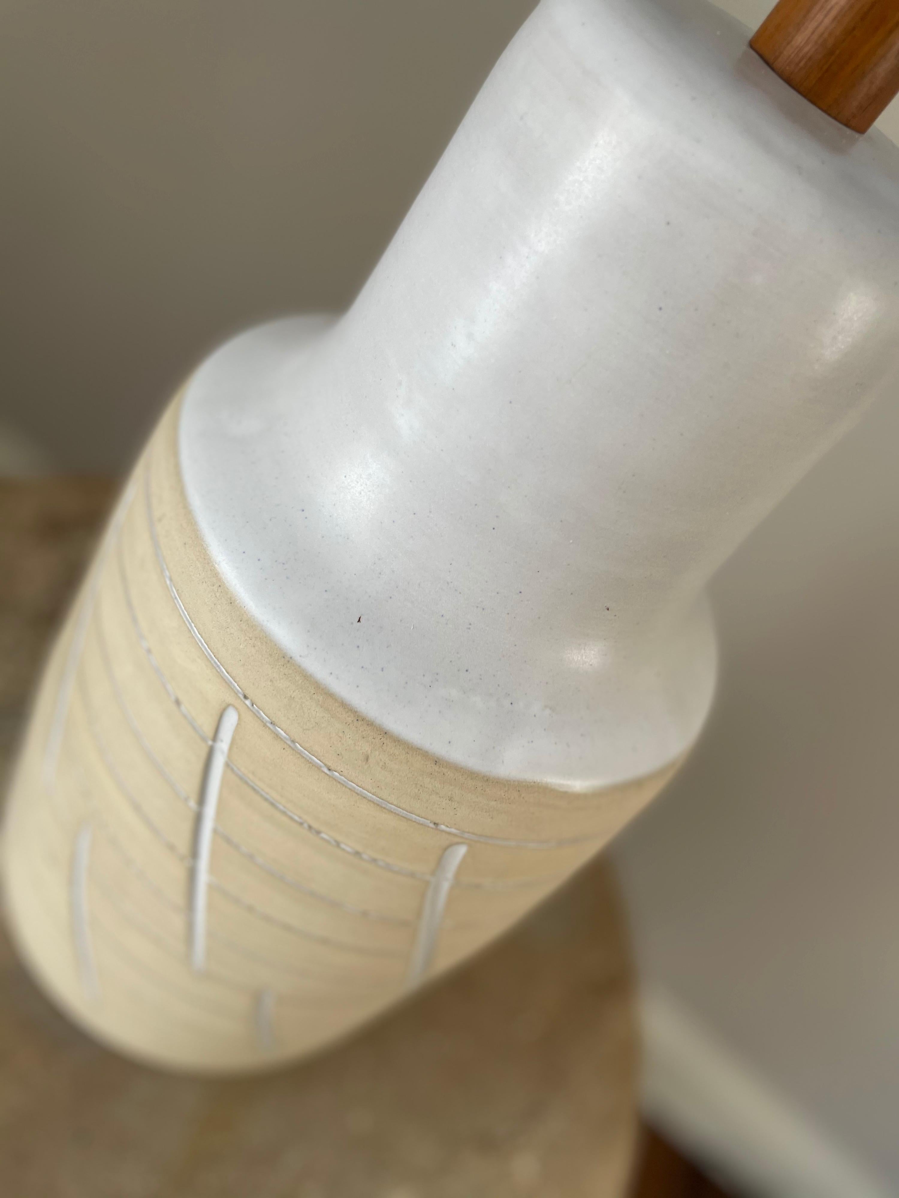 Mid-20th Century Ceramic Martz Lamp by Jane and Gordon Martz