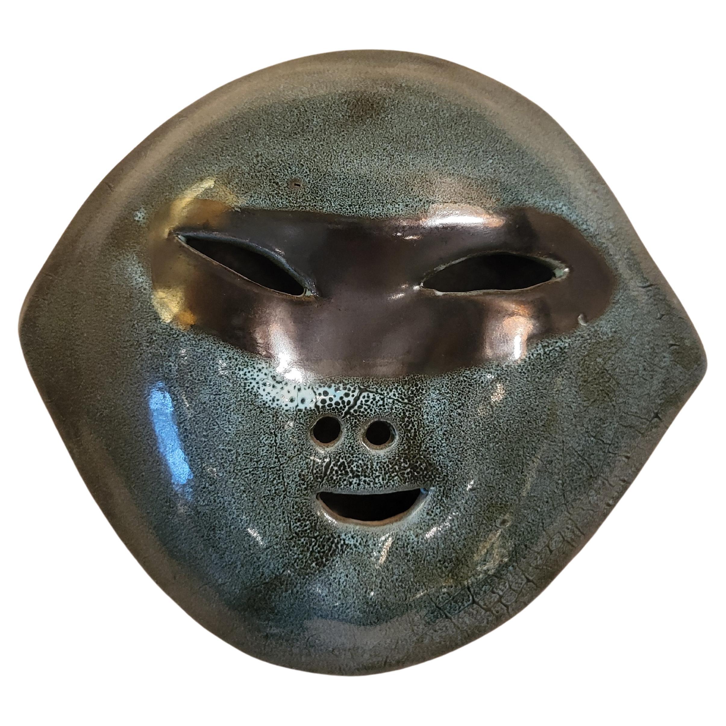 Masque en céramique d'Accolay, France, actif entre 1947 et 1983