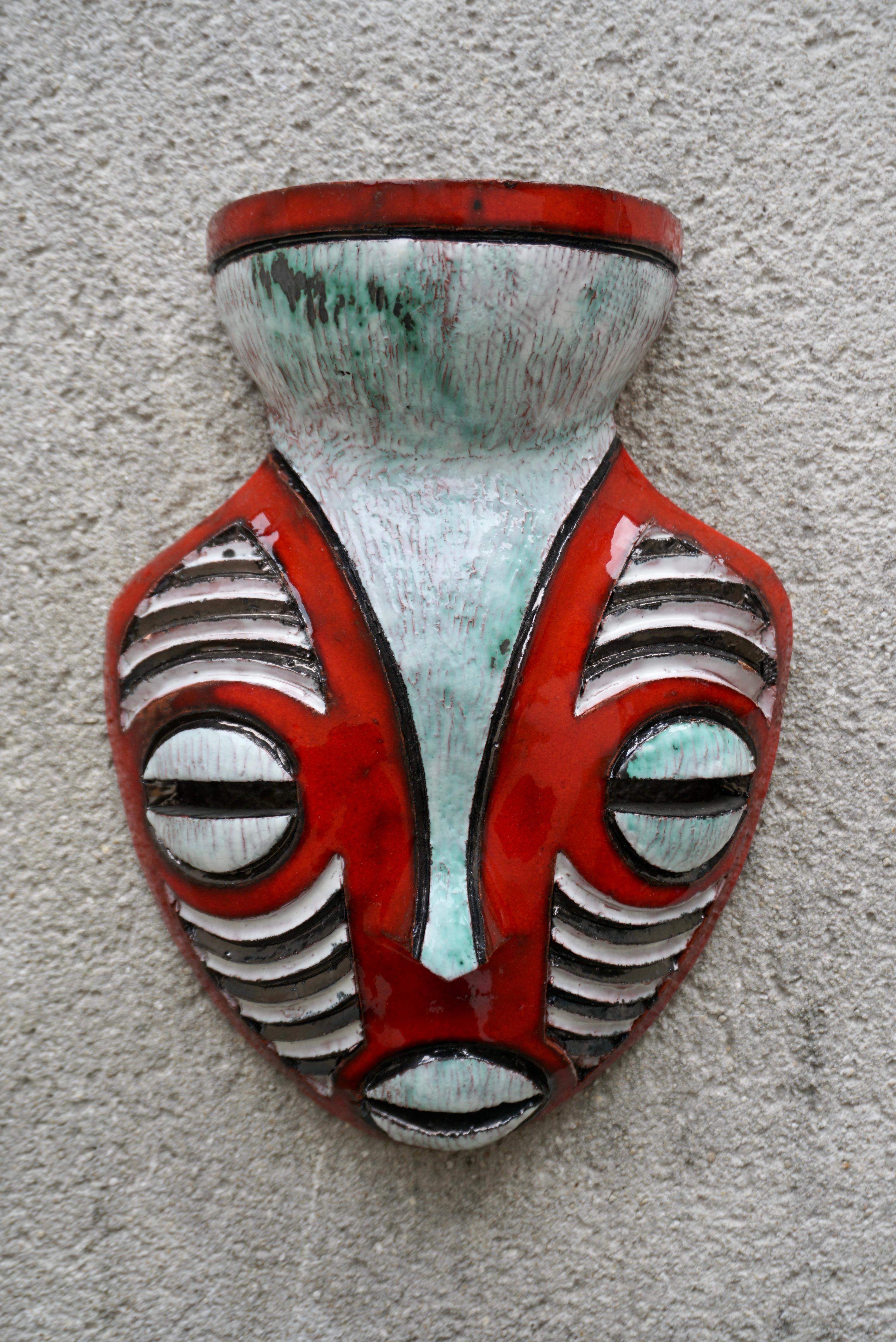 Mid-Century Modern Ceramic Mask by N Dala, Congo, 1970s For Sale