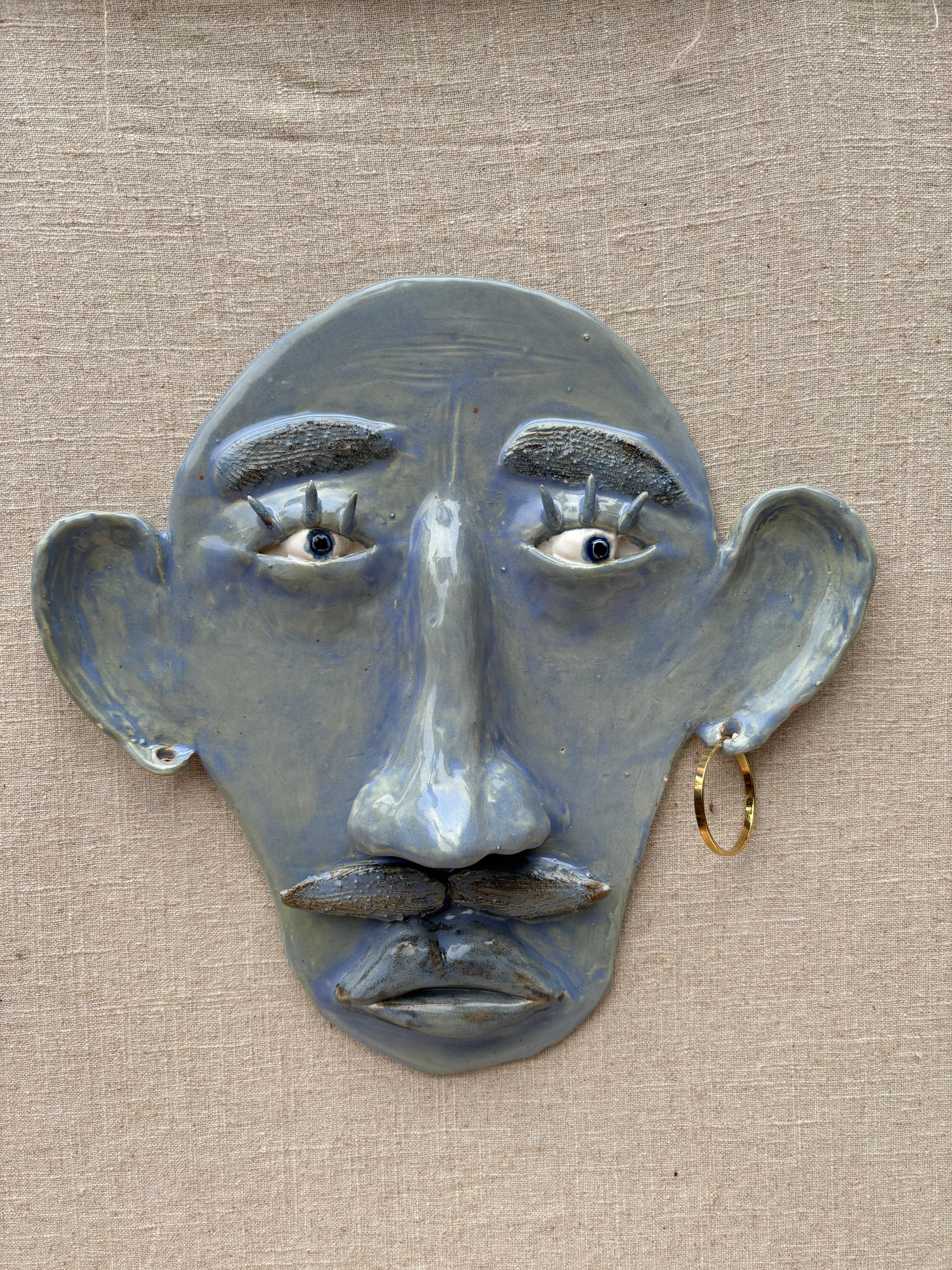 Máscara de cerámica, Escultura mural, por Alexey Krupinin Moderno orgánico en venta
