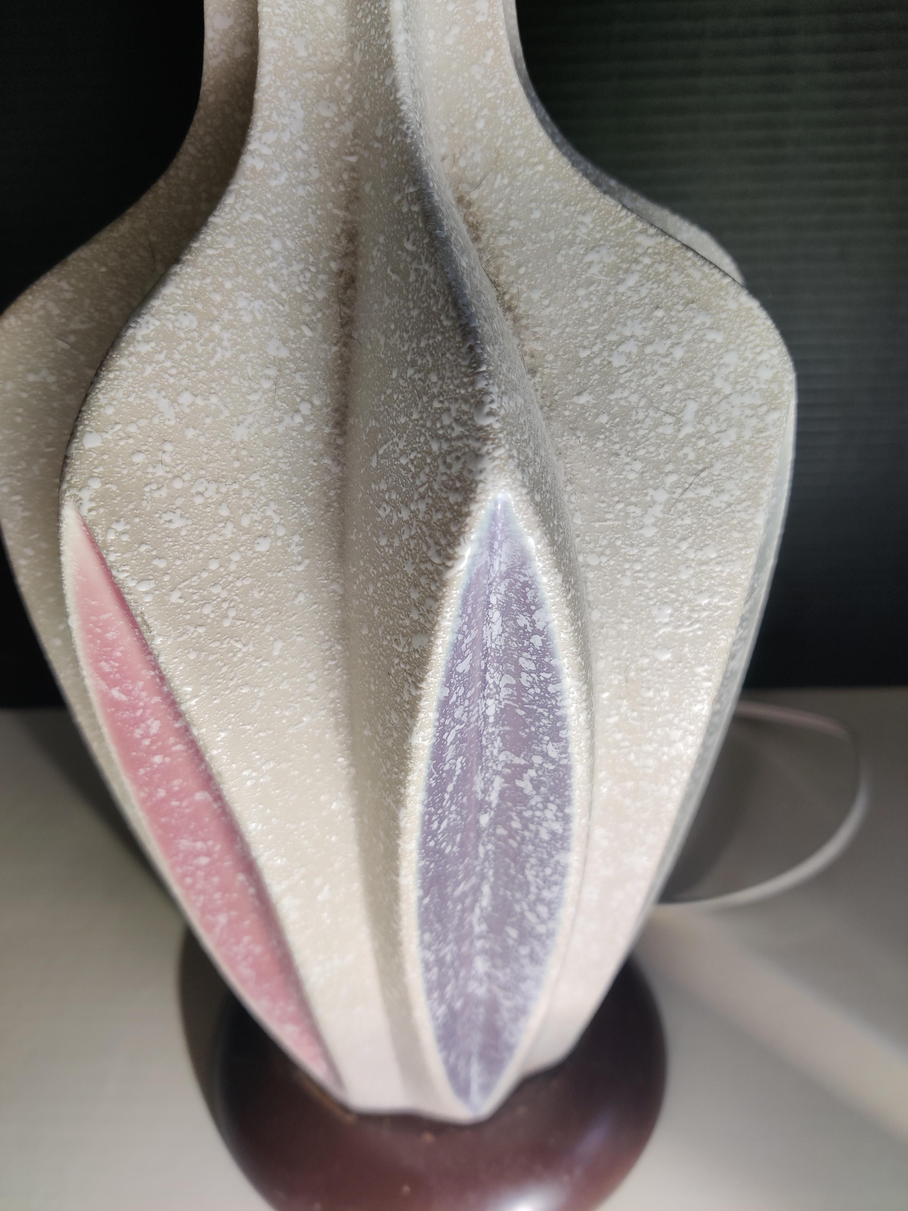 Ceramic mid-century table lamp with multi-color accents. For Sale 7