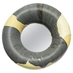 Miroir en céramique signé Mia Jensen, pièce unique, datant d
environ 2023 Miroir en céramique signé Mia Jensen, pièce unique, datant d
environ 2023