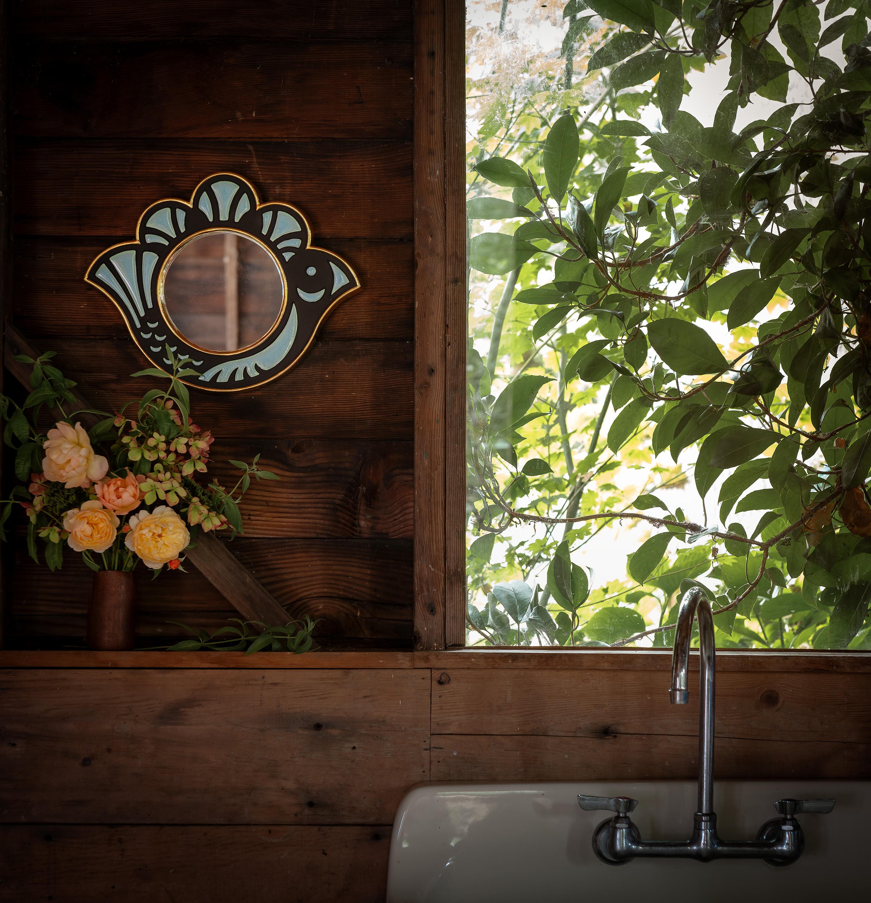 Americano Specchio in ceramica - Poulette Morning Sky in vendita