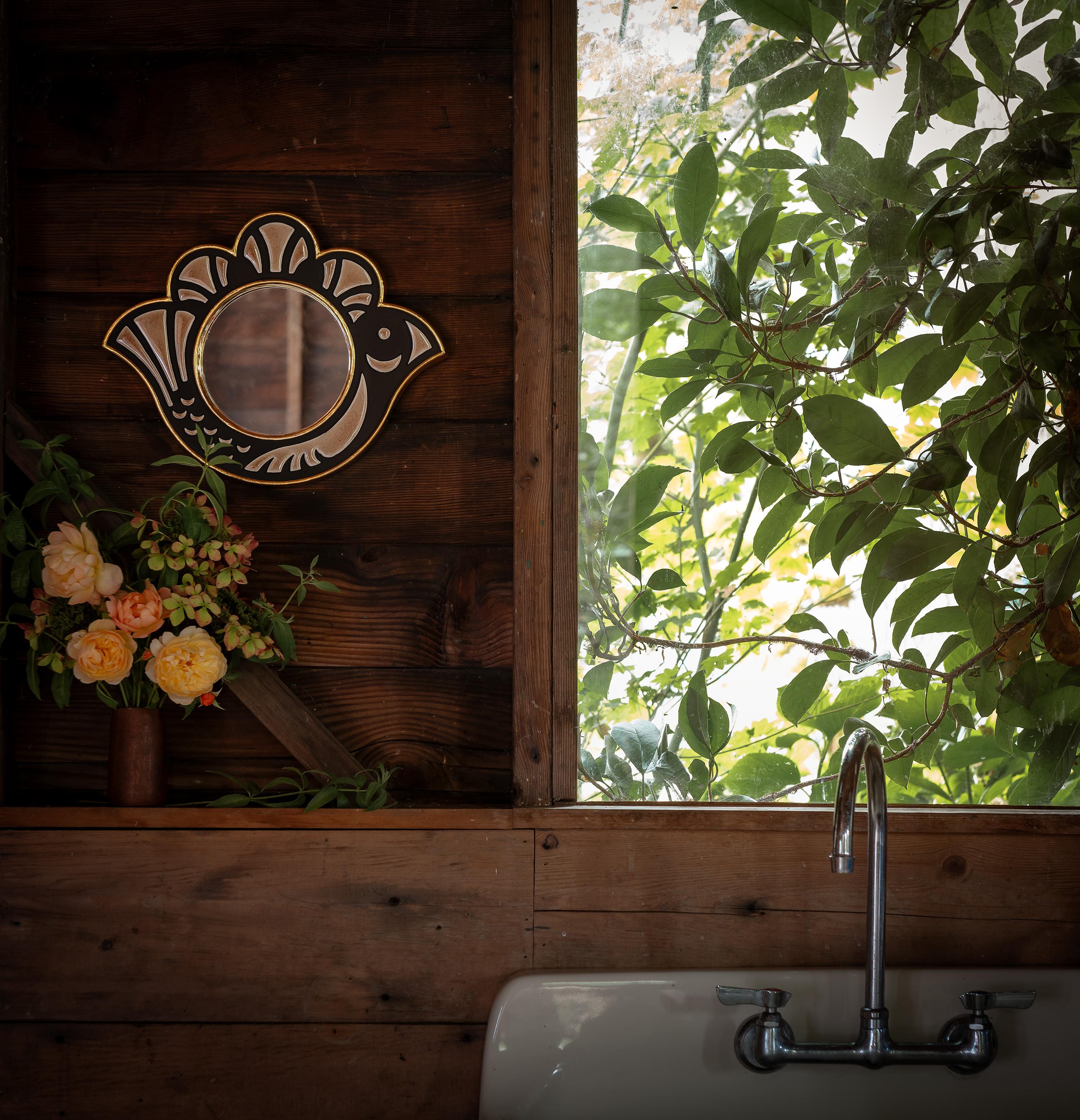 Miroir en céramique - Poulette Sand Neuf - En vente à Portland, OR