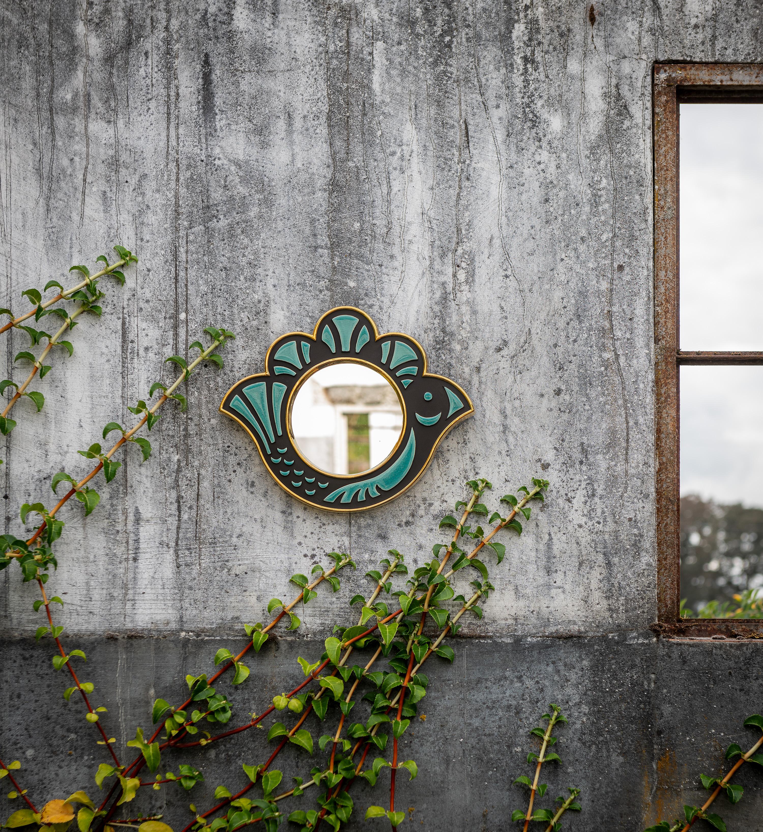 XXIe siècle et contemporain Miroir en céramique - Poulette  Turquoise en vente