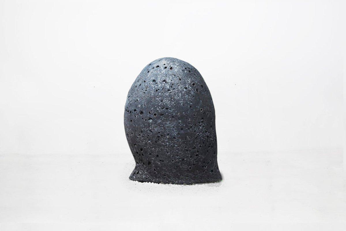 Spanish Contemporary Ceramic Stoneware Model “nº6” by Claudi Casanovas  In Excellent Condition In Barcelona, ES