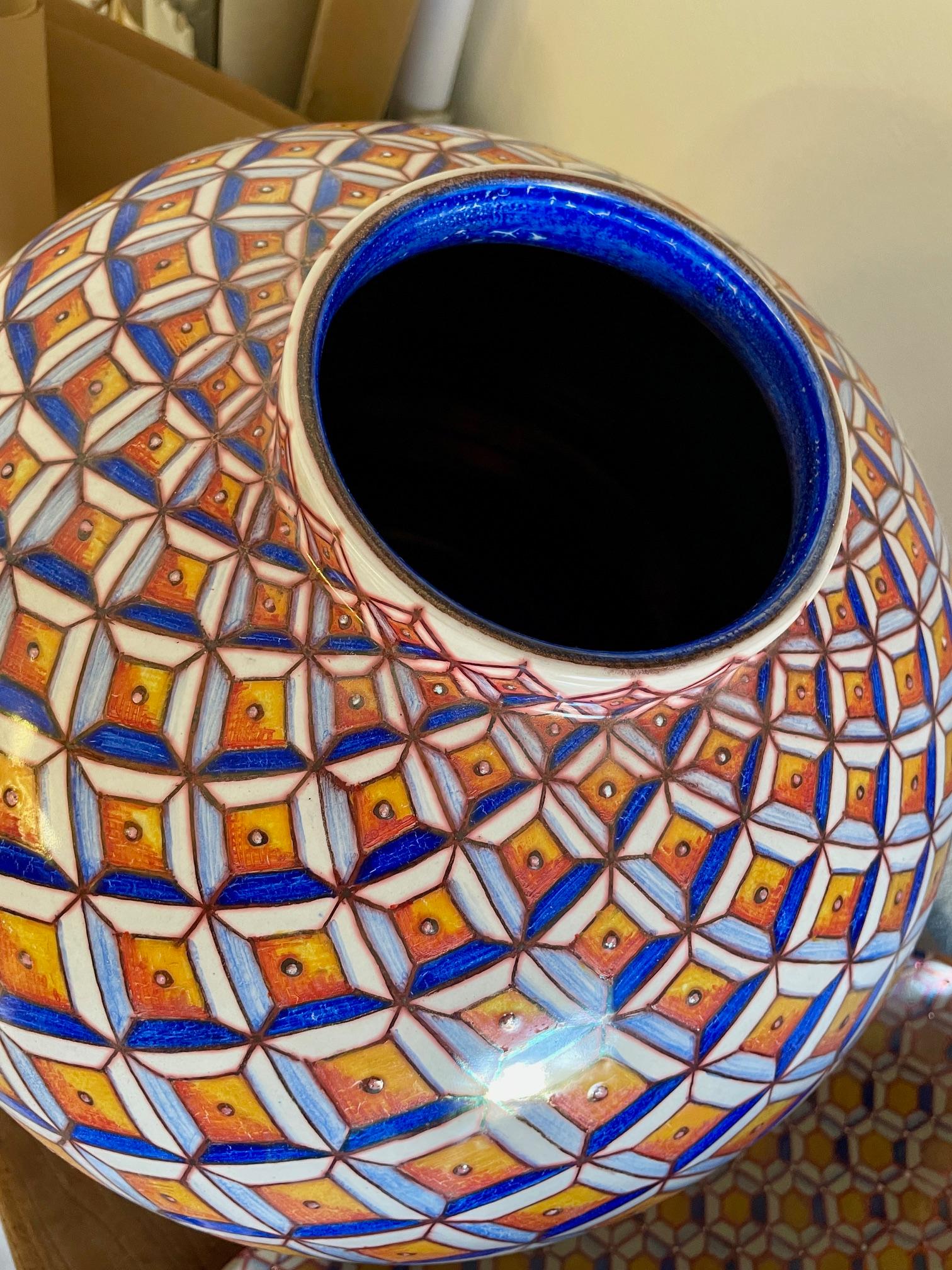 Peint à la main Jarre à lune en céramique par Bottega Vignoli Majolique peinte à la main Italie Contemporary en vente