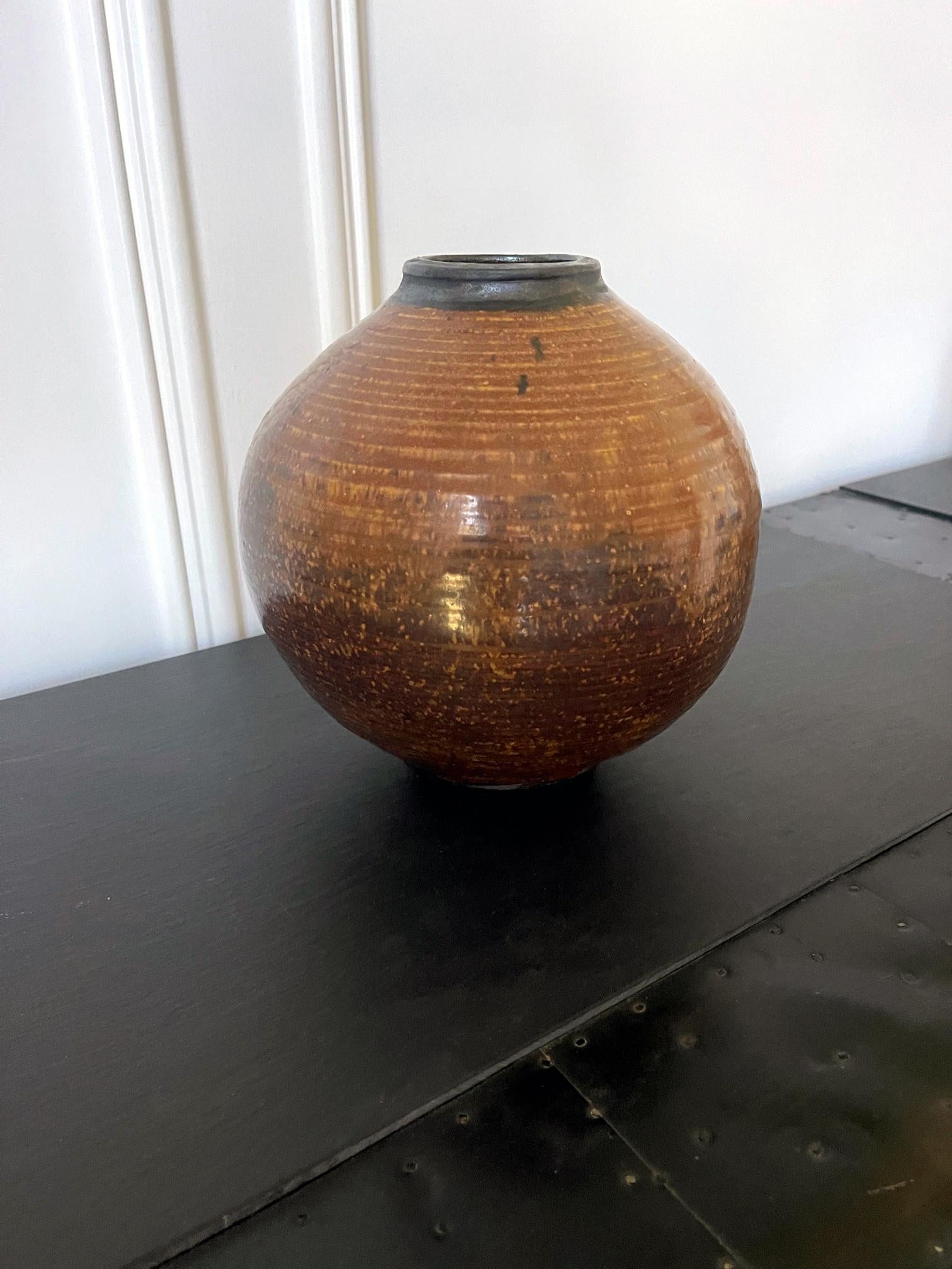 Ceramic Moon Jar Vase by Otto Heino For Sale 6
