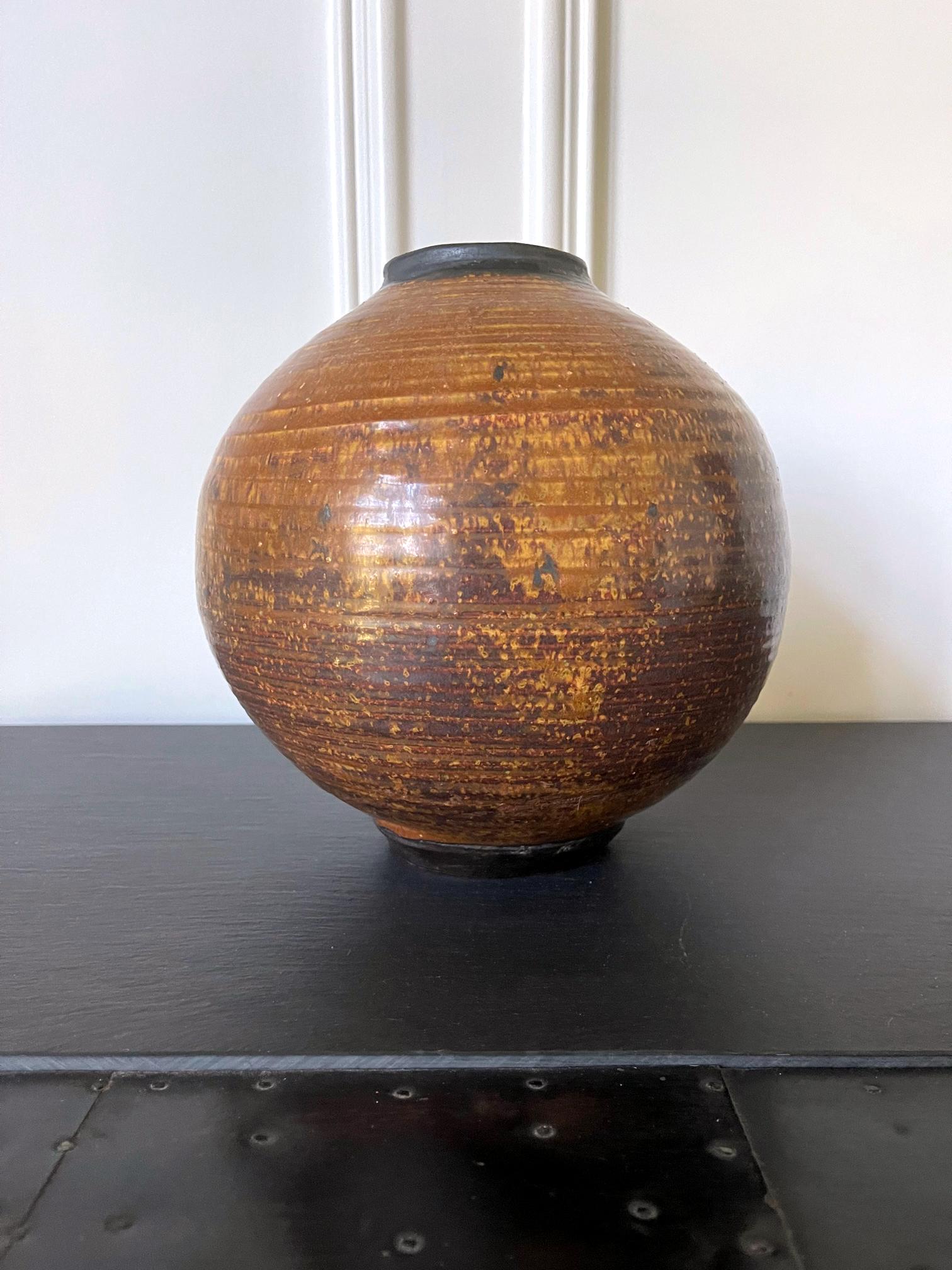 Organic Modern Ceramic Moon Jar Vase by Otto Heino For Sale