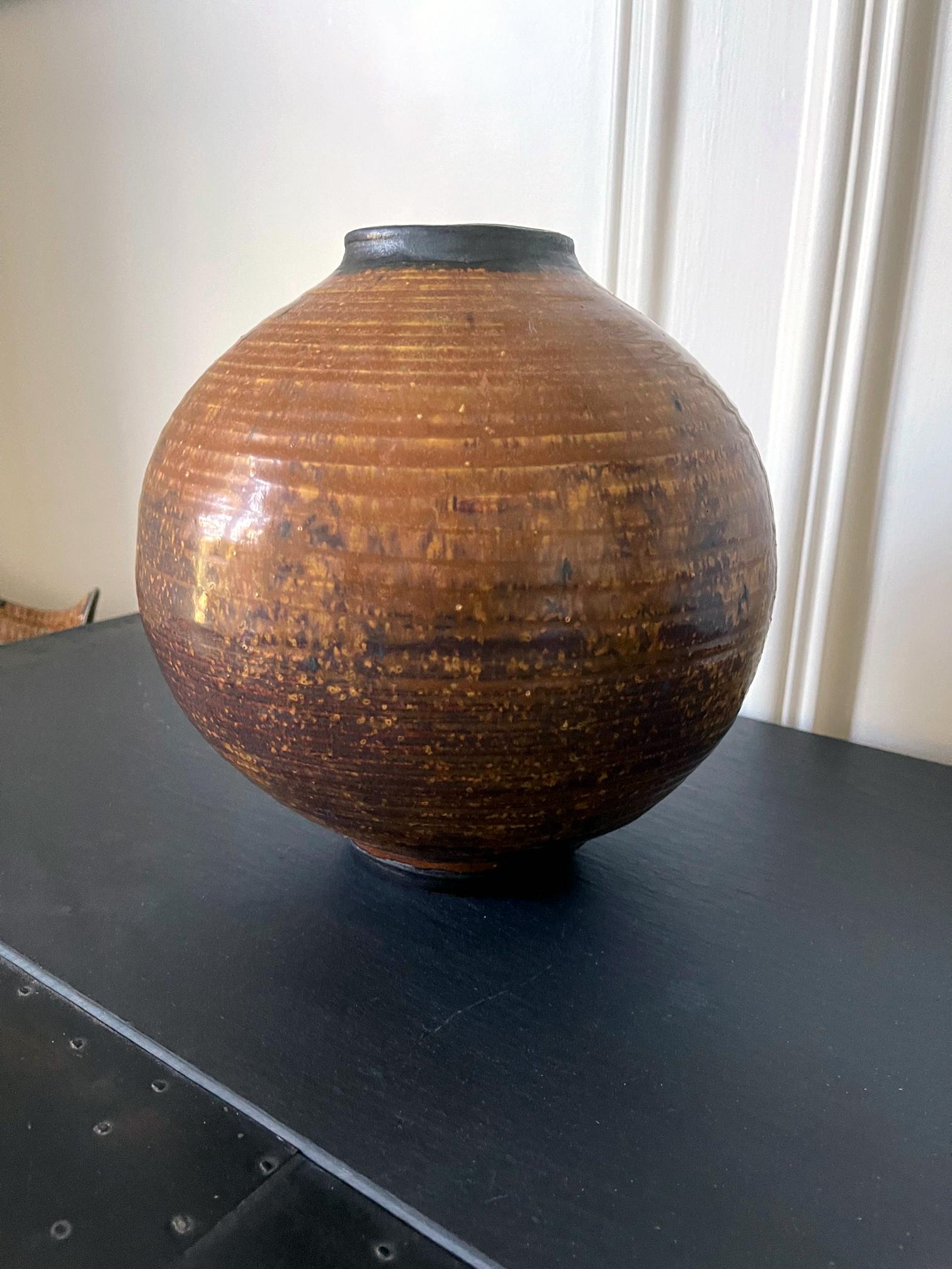 Ceramic Moon Jar Vase by Otto Heino For Sale 3