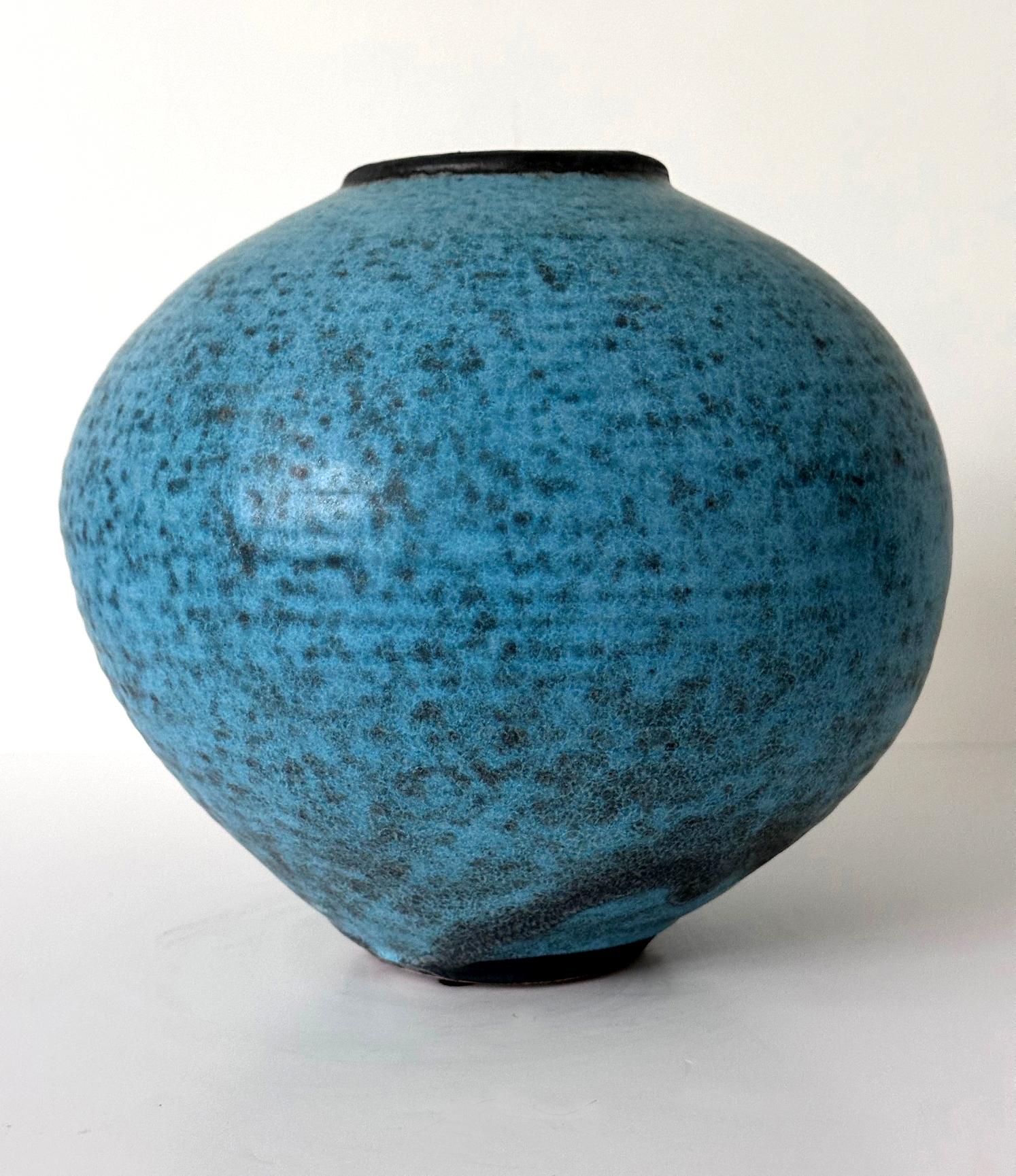 Keramik-Mondgefäß aus Keramik mit Robin Egg Blue-Glasur von Otto Heino (amerikanisch) im Angebot