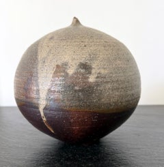 Ceramic Moon Pot with Rattle by Toshiko Takaezu