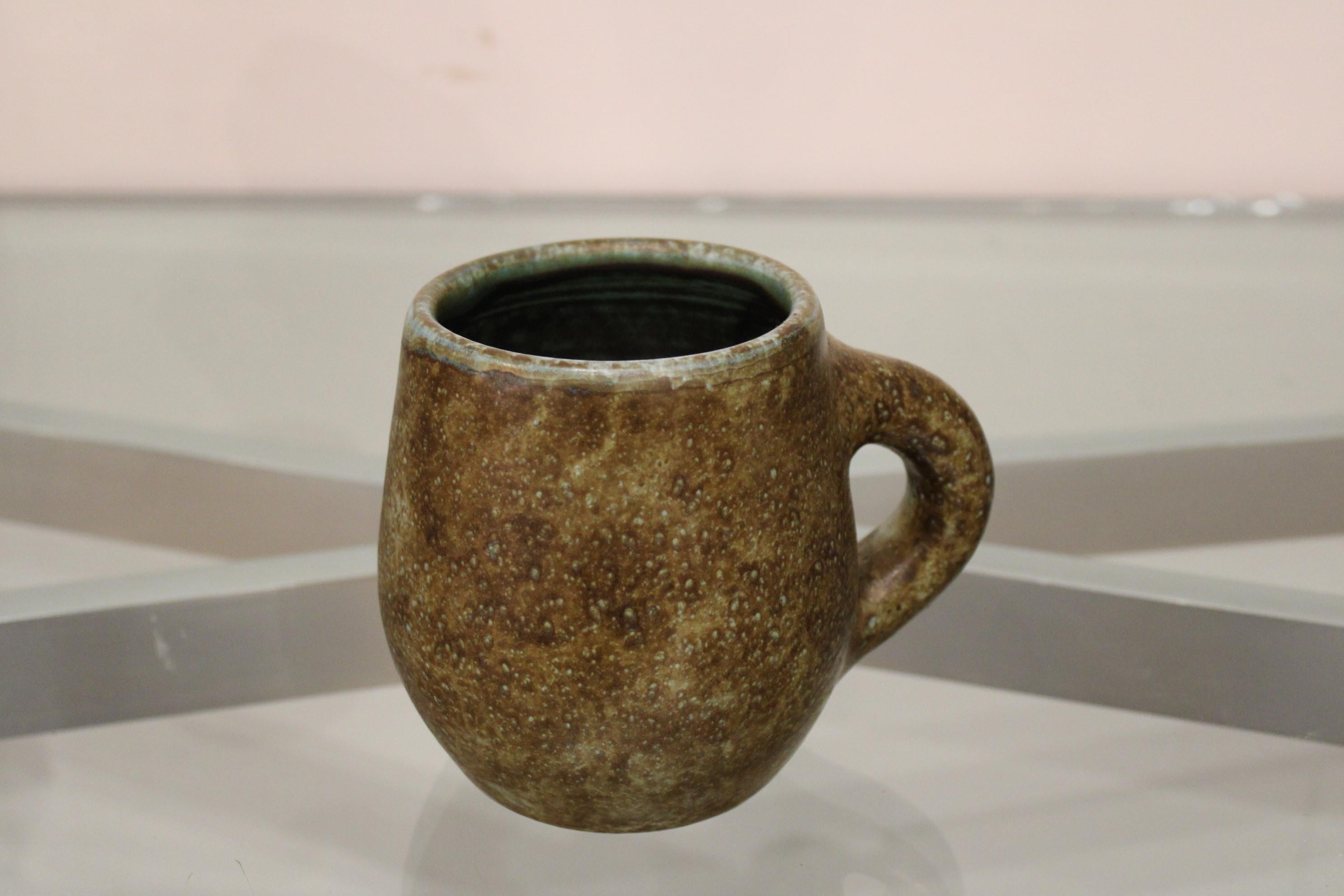 Mid-Century Modern Ceramic mug by Les 2 Potiers, France 20th century