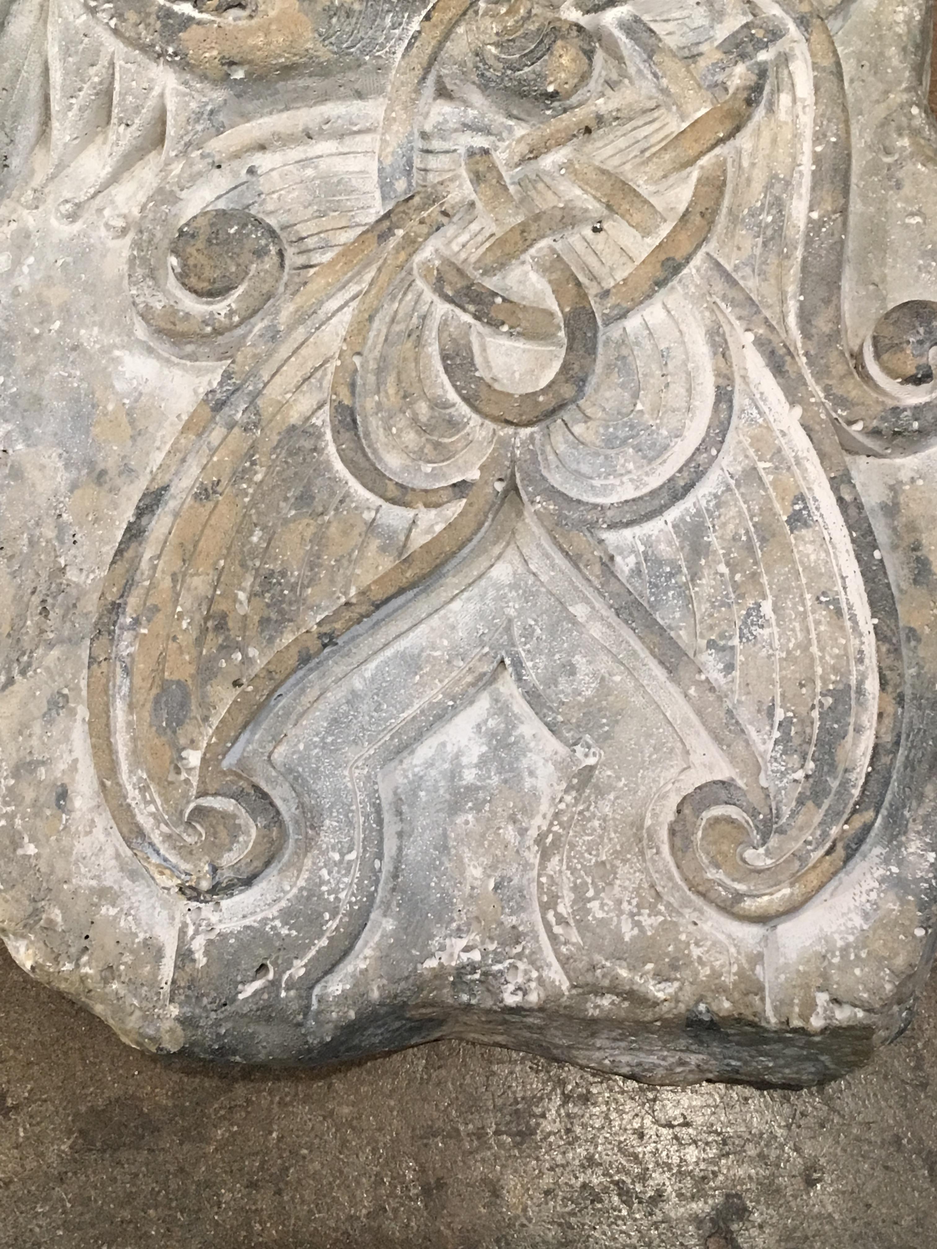 Keramik-Wandtafel „Mythisches Tier“ von Jim Meredith Studios, spätes 20. Jahrhundert (Archaistisch) im Angebot