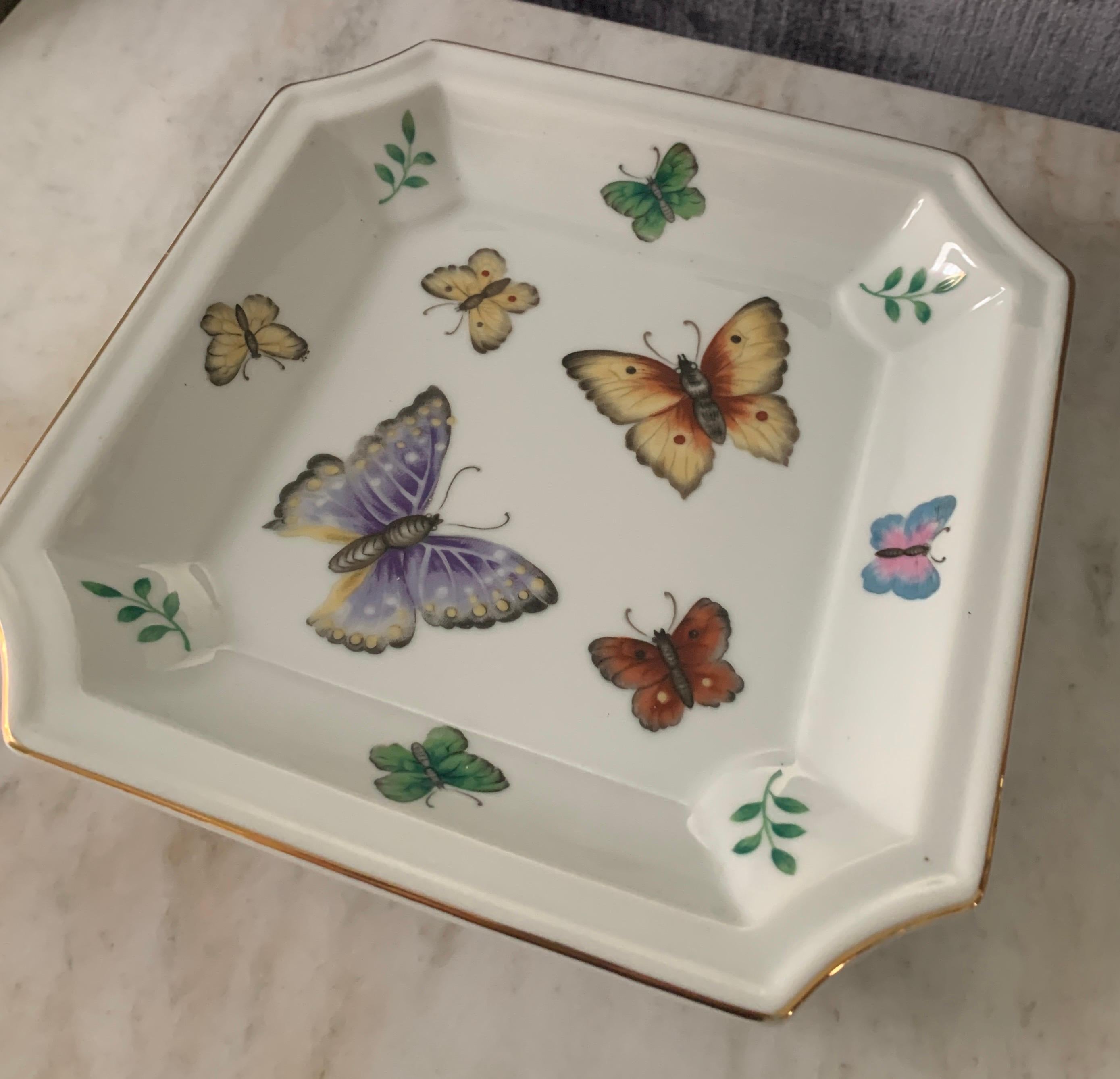 Moderno Piatto per noci o caramelle in ceramica nello stile di Lilly Pulitzer in vendita