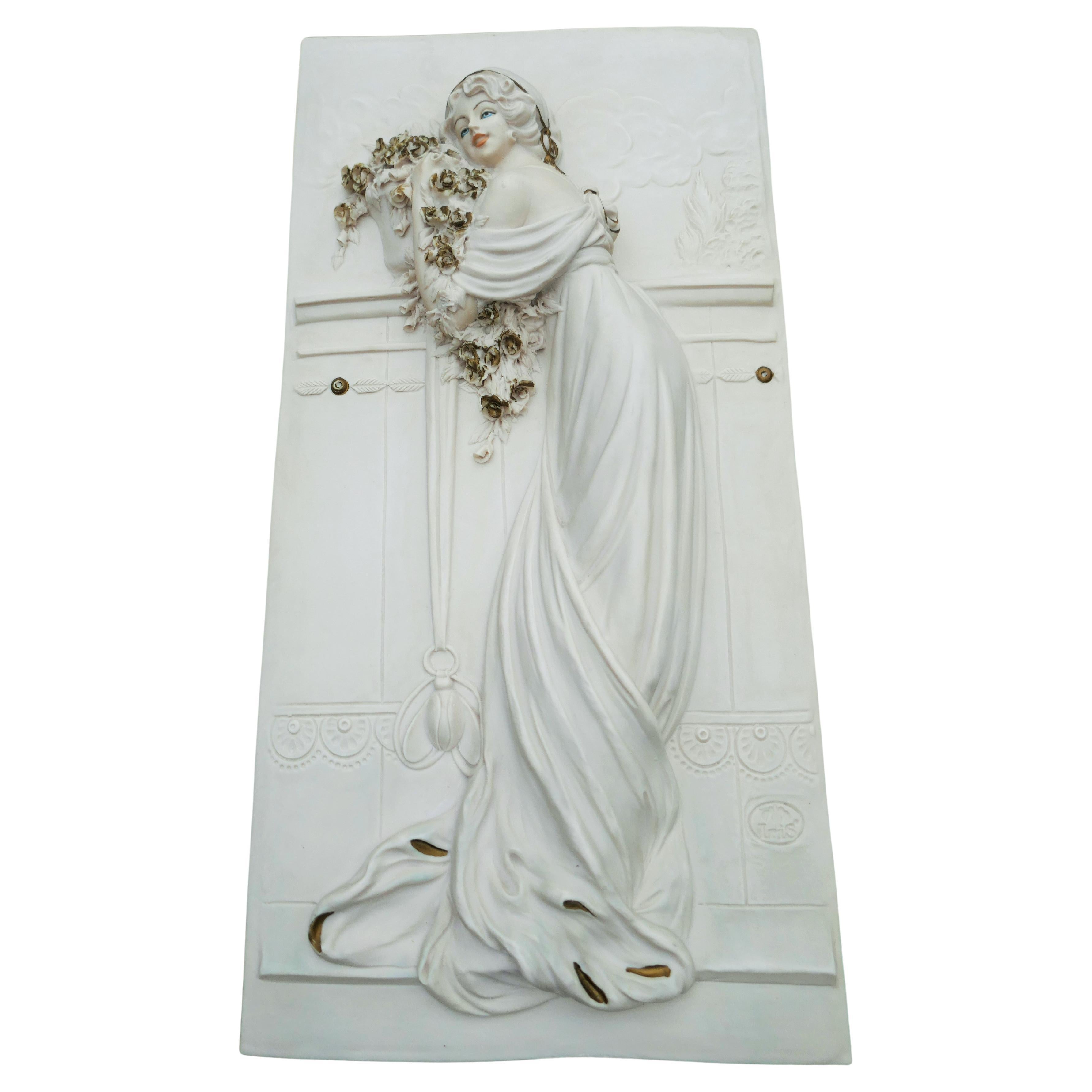Ceramic or porcelain stoneware tile.
However, compact paste material.
IriS signature at the bottom right.
Good condition.
Thank you