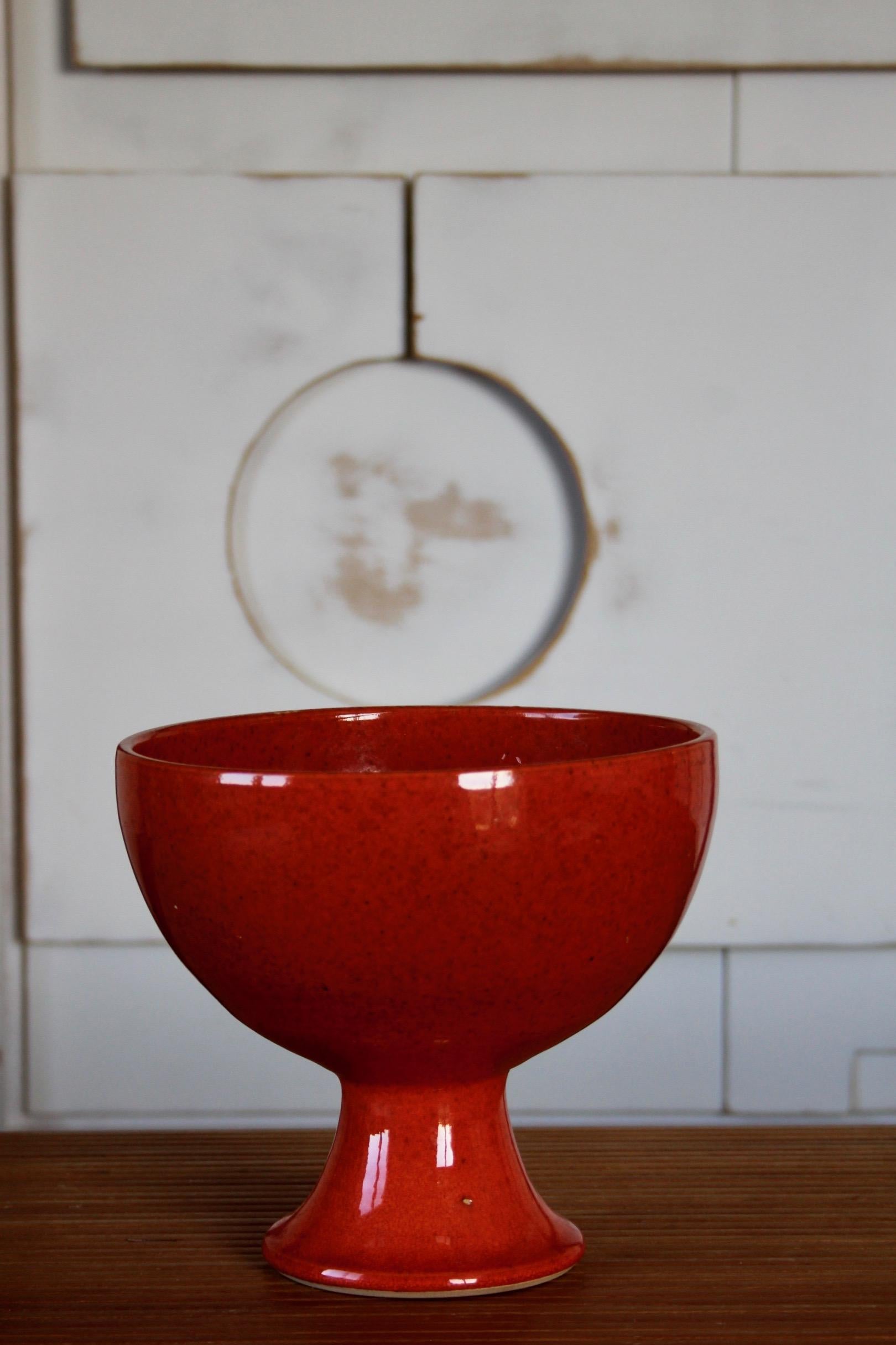 Europeo Vaso in ceramica arancione in stile Dani Ruelland in vendita