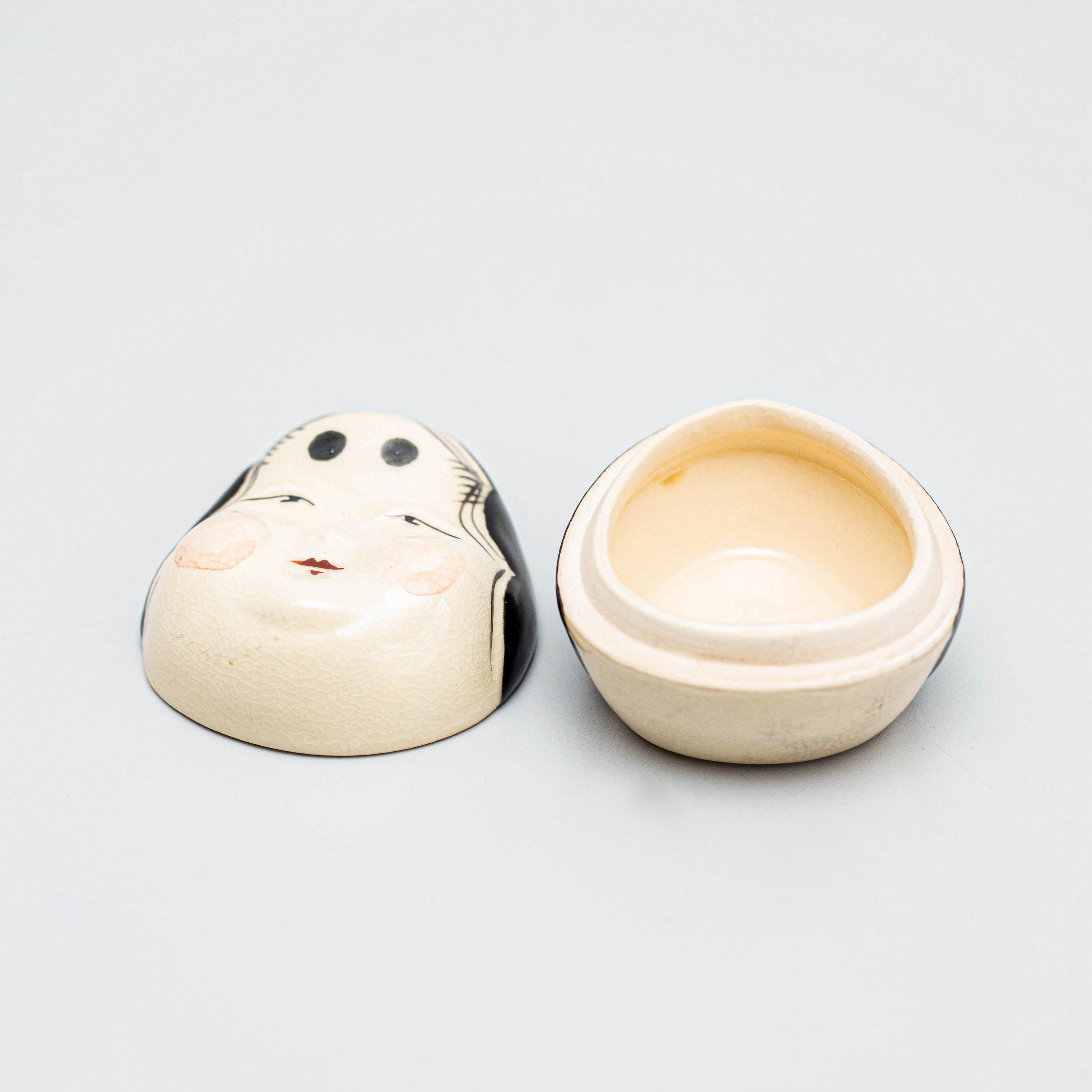 Japanische Keramikschachtel, um 1960 im Angebot 4