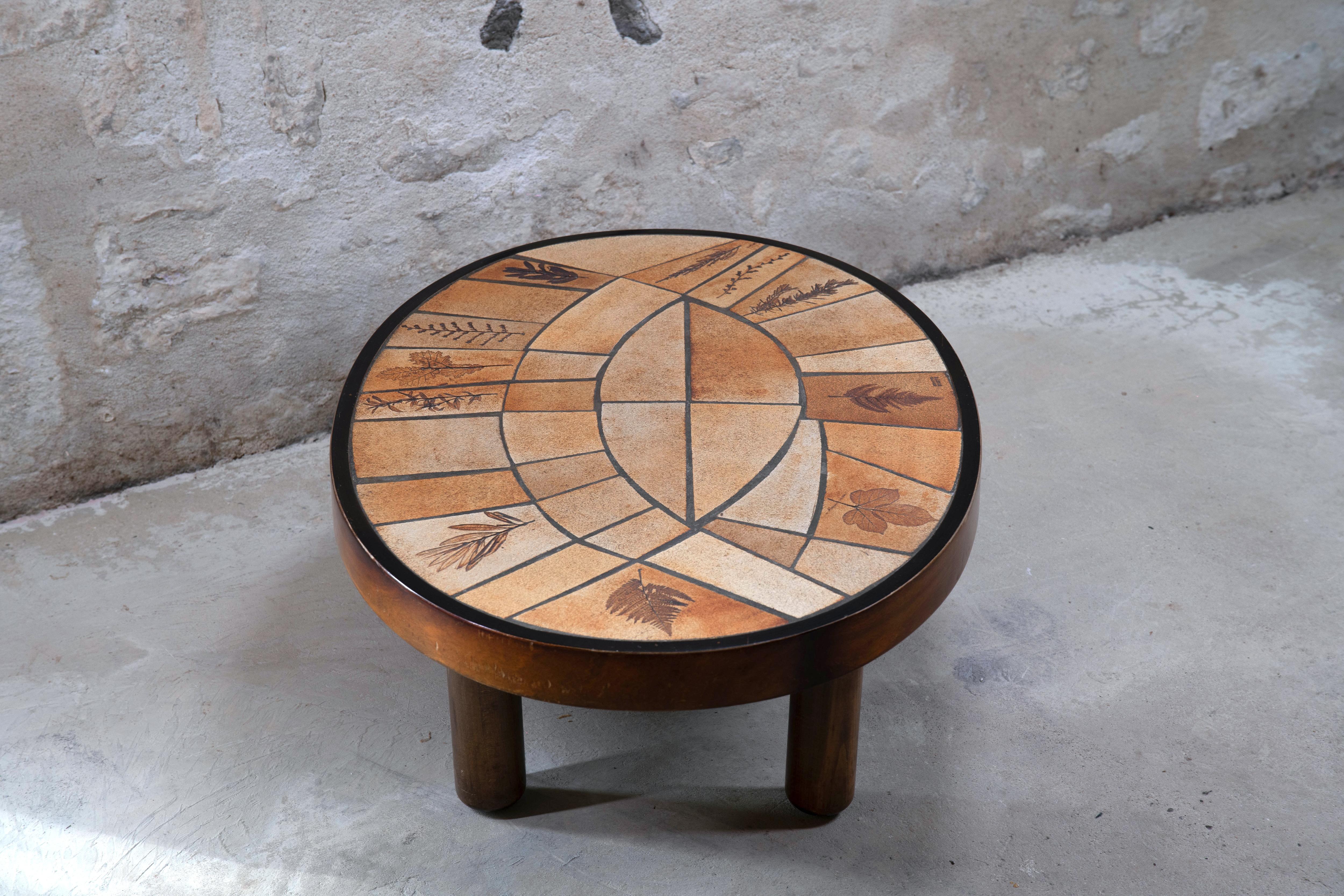 Mid-20th Century Ceramic Oval Coffee Table by Raymonde Leduc for Vallauris, 1960s For Sale