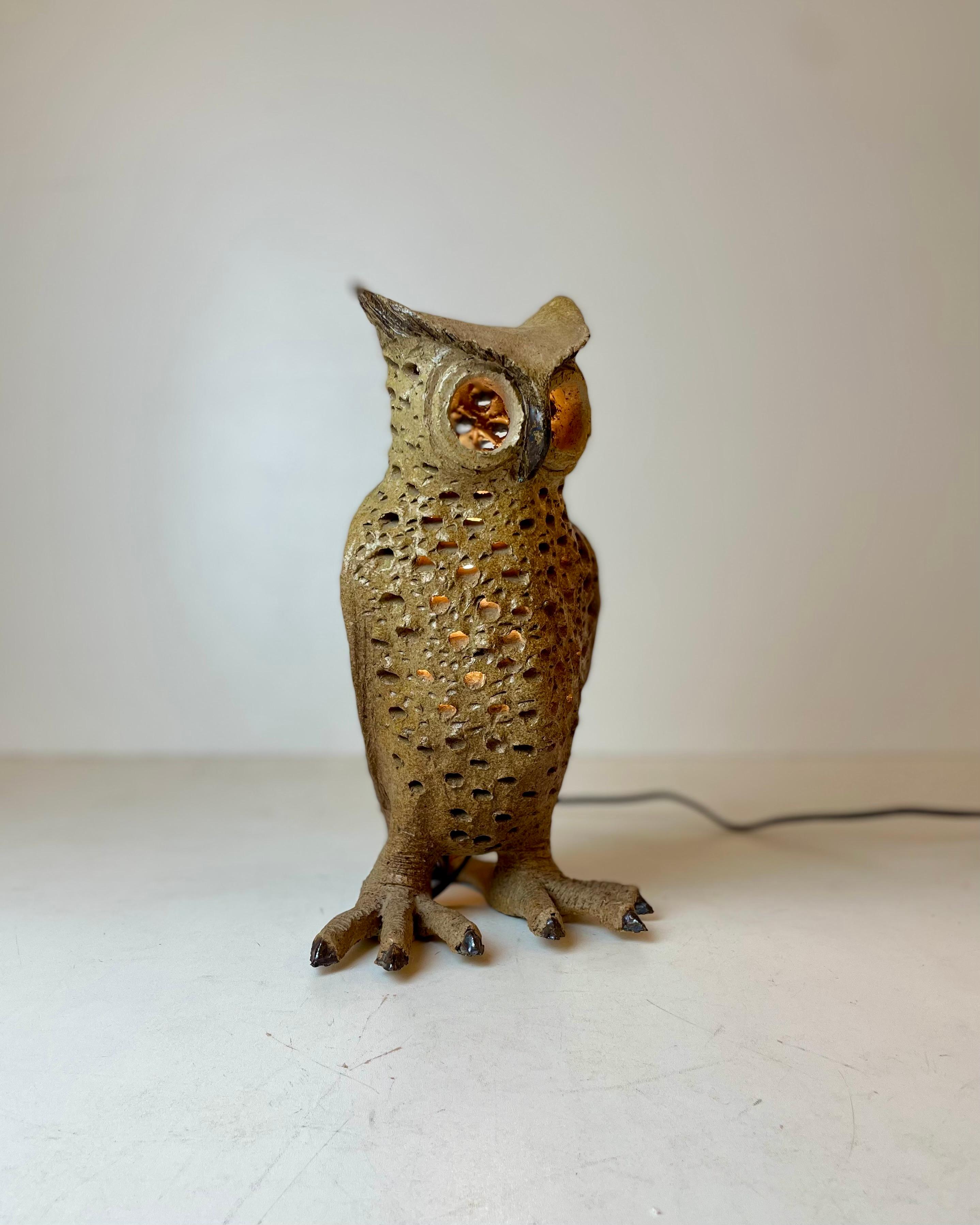 Cute table lamp in ceramic. Shaped as an owl, in the style of the French ceramist Agnes Escalas from Vallauris in the 1960’s.
-
Produced in: unknown
Design period: 1960’s
Materials: ceramic
Color: brown
Dimensions: H 34 x W 32 x D 32 cm
Condition: