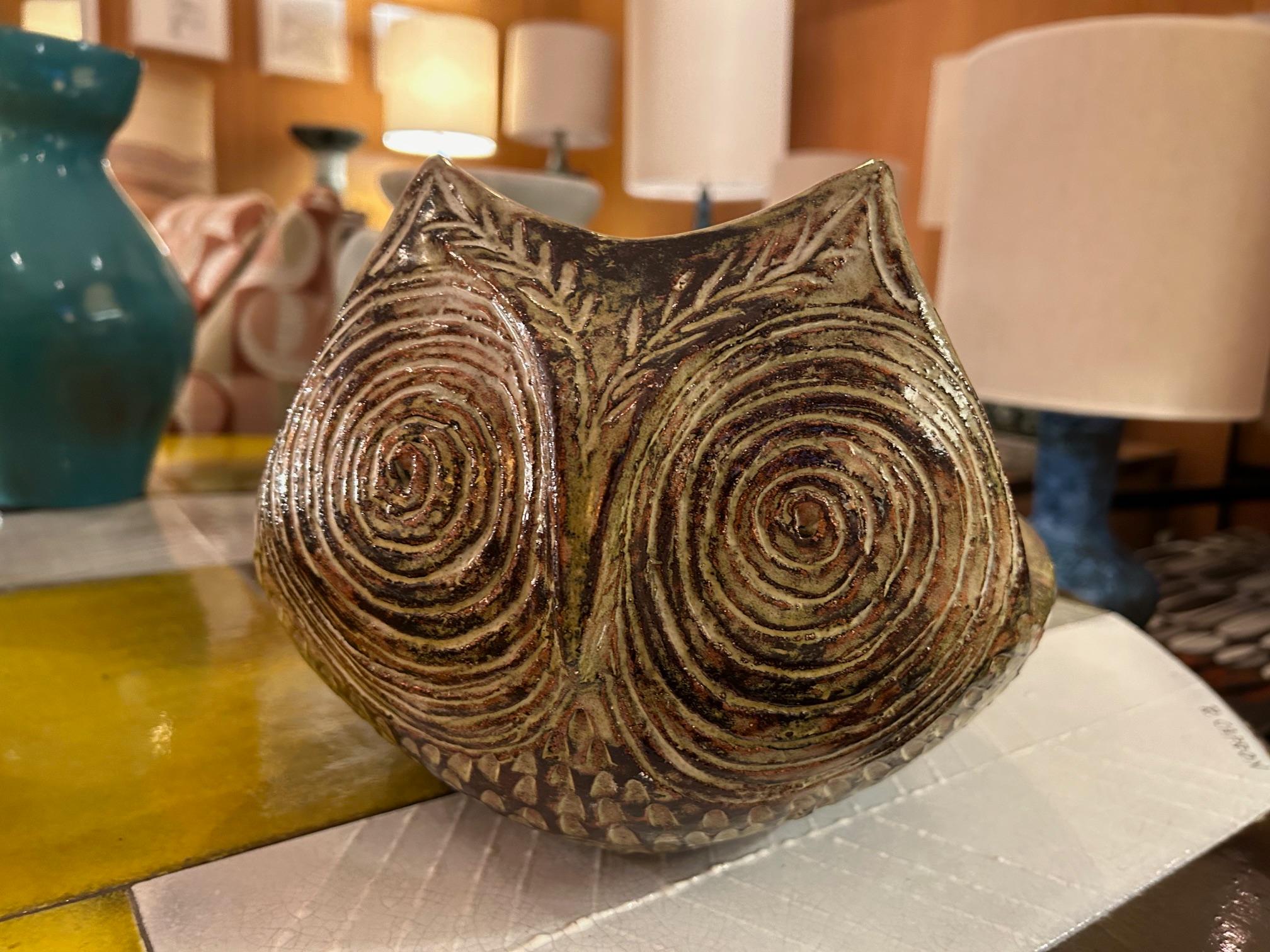 Ceramic owl vide-poche by Olivier Pettit, signed
