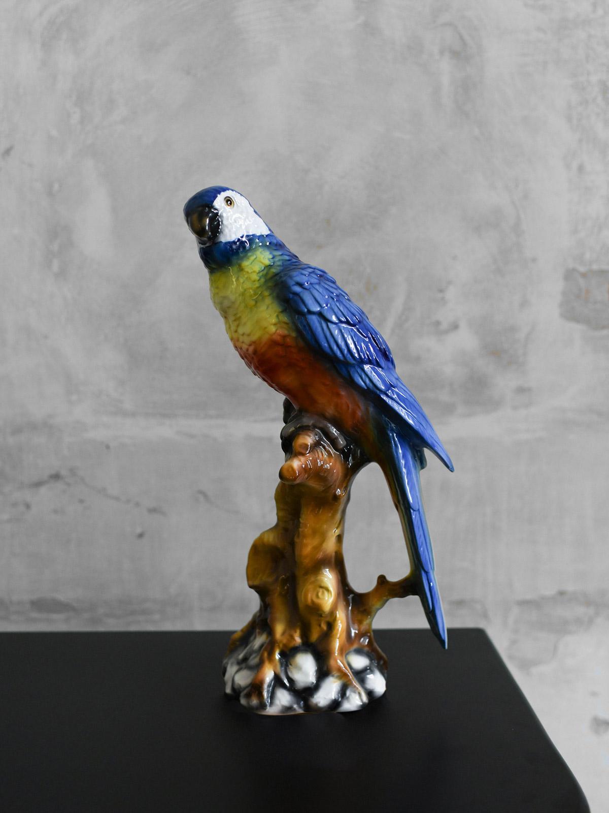 Ceramic Parrot by Ceramiche Boxer, Bassano Del Grappa
Product Details
Handcrafted in Italy, 1950s
Dimensions: 20 W x 55 H x 20 D cm
