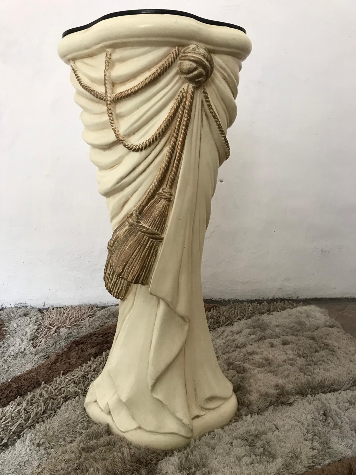 Piedistallo in ceramica, Italia 1960 in vendita 1