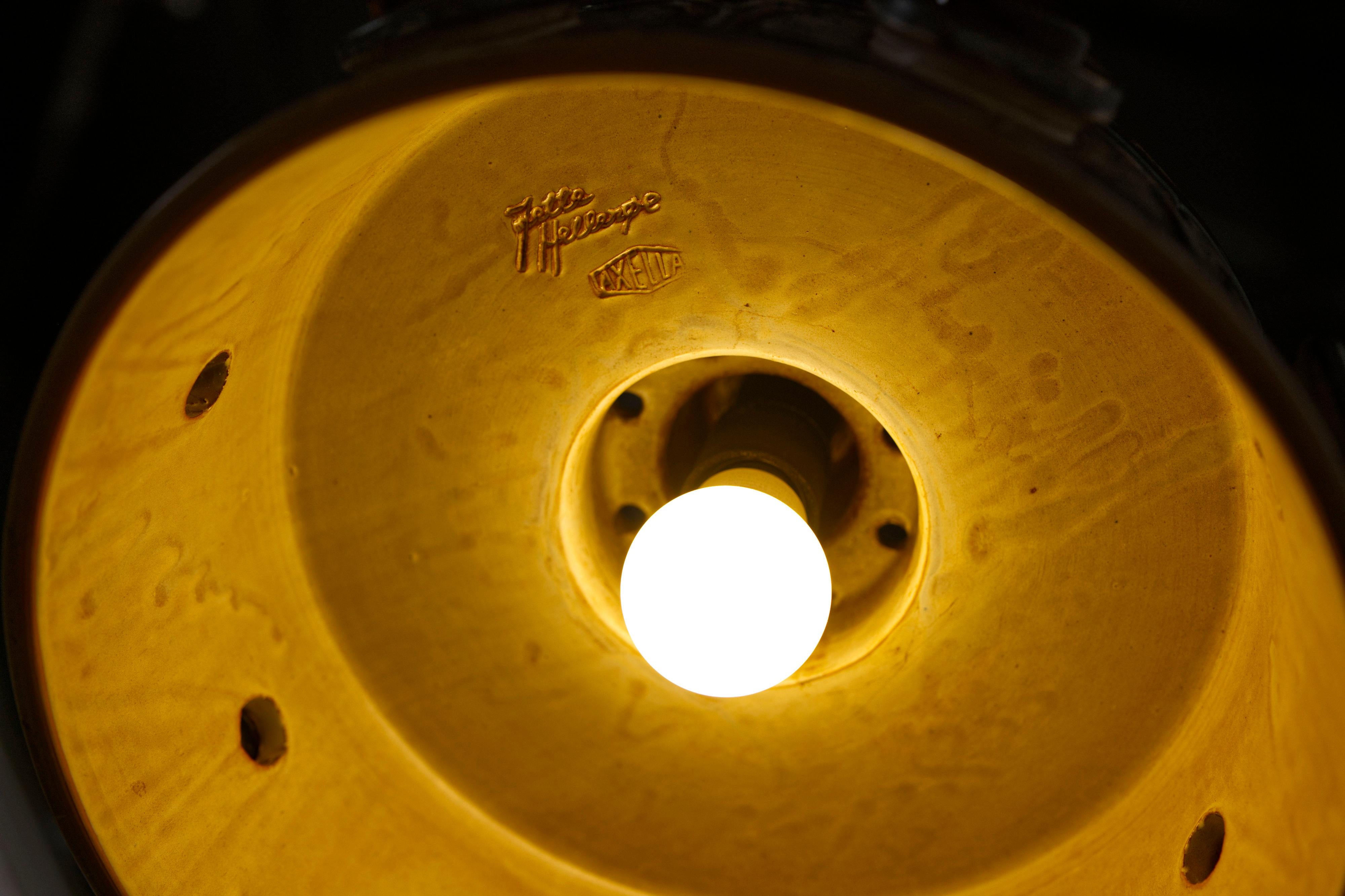 Fine XX secolo Lampada a sospensione in ceramica di Jette Hellerøe per Axella Stoneware, Danimarca anni '70 in vendita