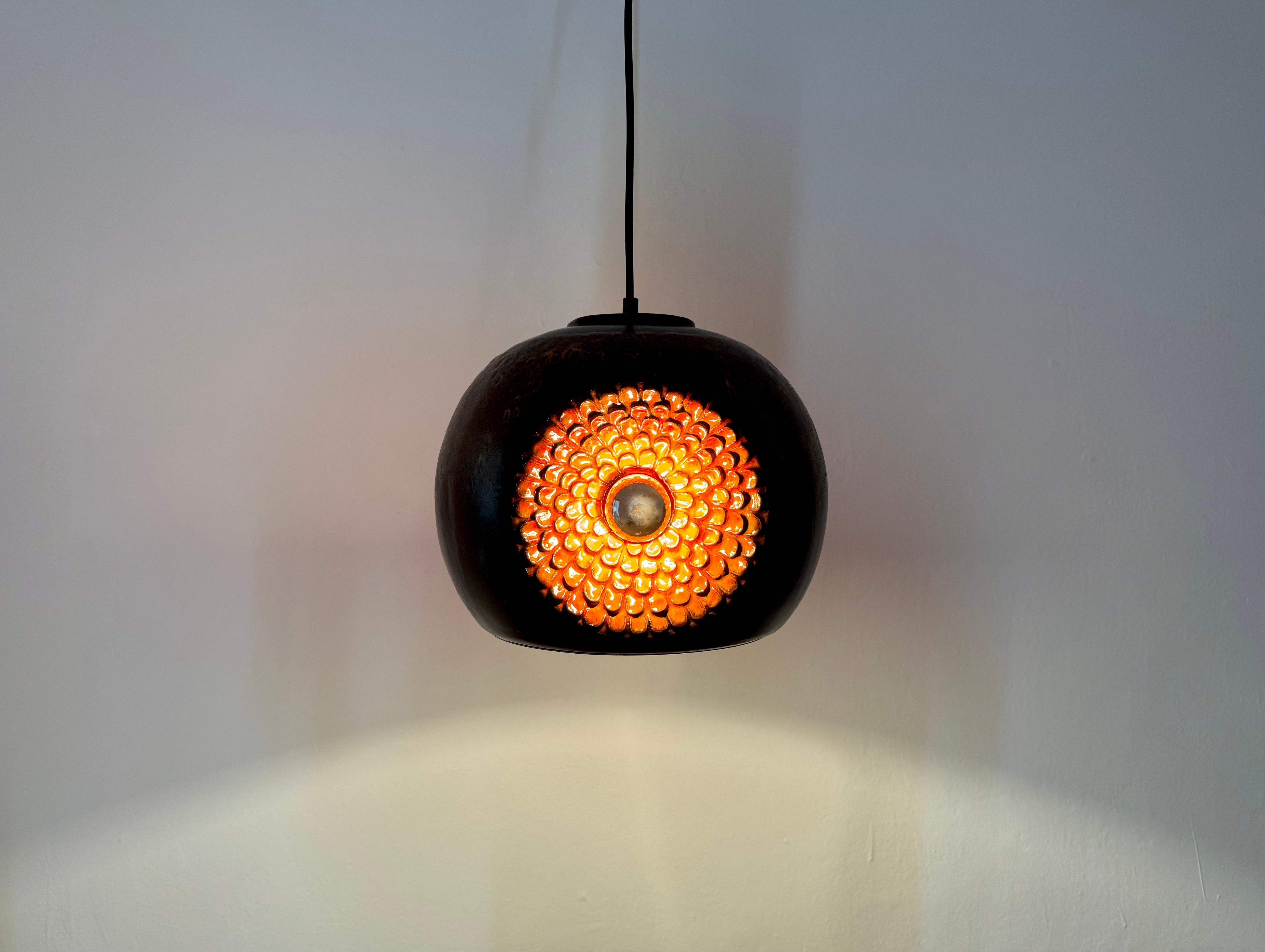 Lampada a sospensione in ceramica in vendita 3