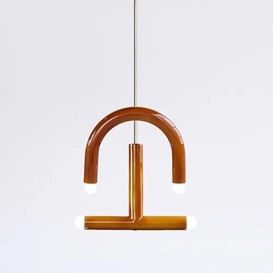 TRN C3 Lámpara colgante / lámpara de techo / lámpara de araña 
Diseñador: Pani Jurek

Dimensiones: H 45 x 36 x 5 cm

Bombilla (no incluida): E27/E26, compatible con el sistema eléctrico estadounidense

Materiales: Cerámica esmaltada a mano y